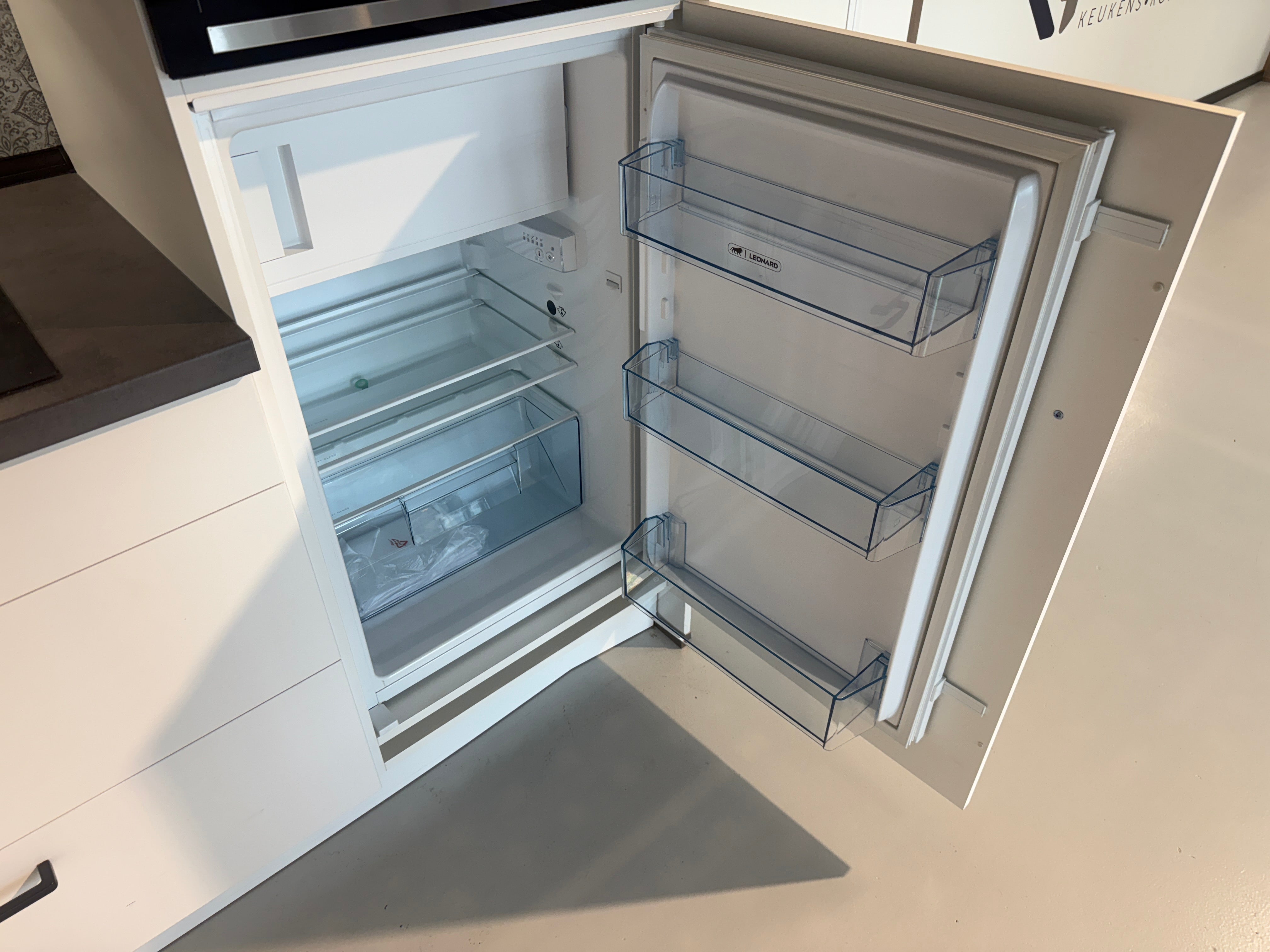 02386 - Witte hoekkeuken