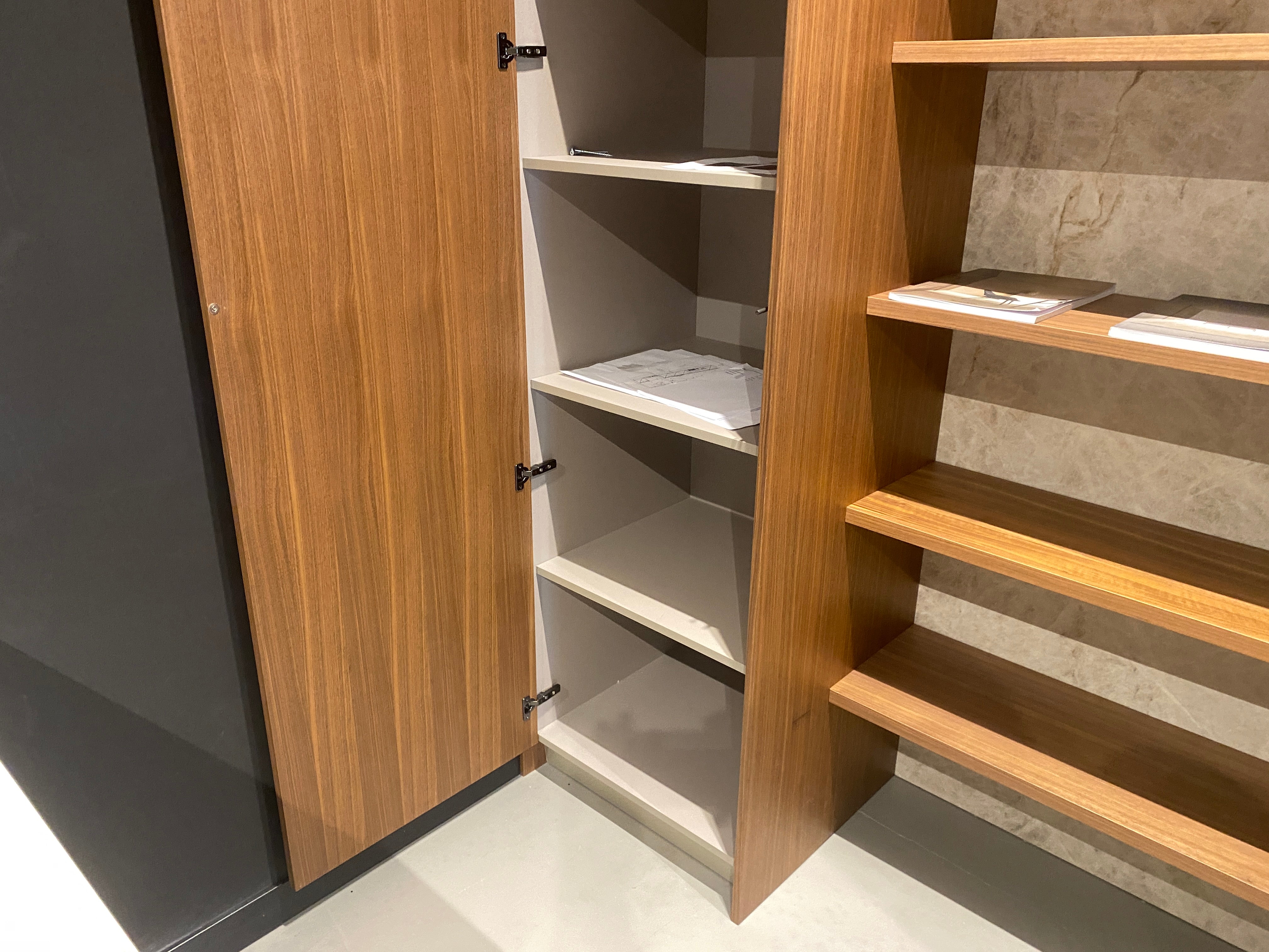 02448 - Eiken fineer eilandkeuken