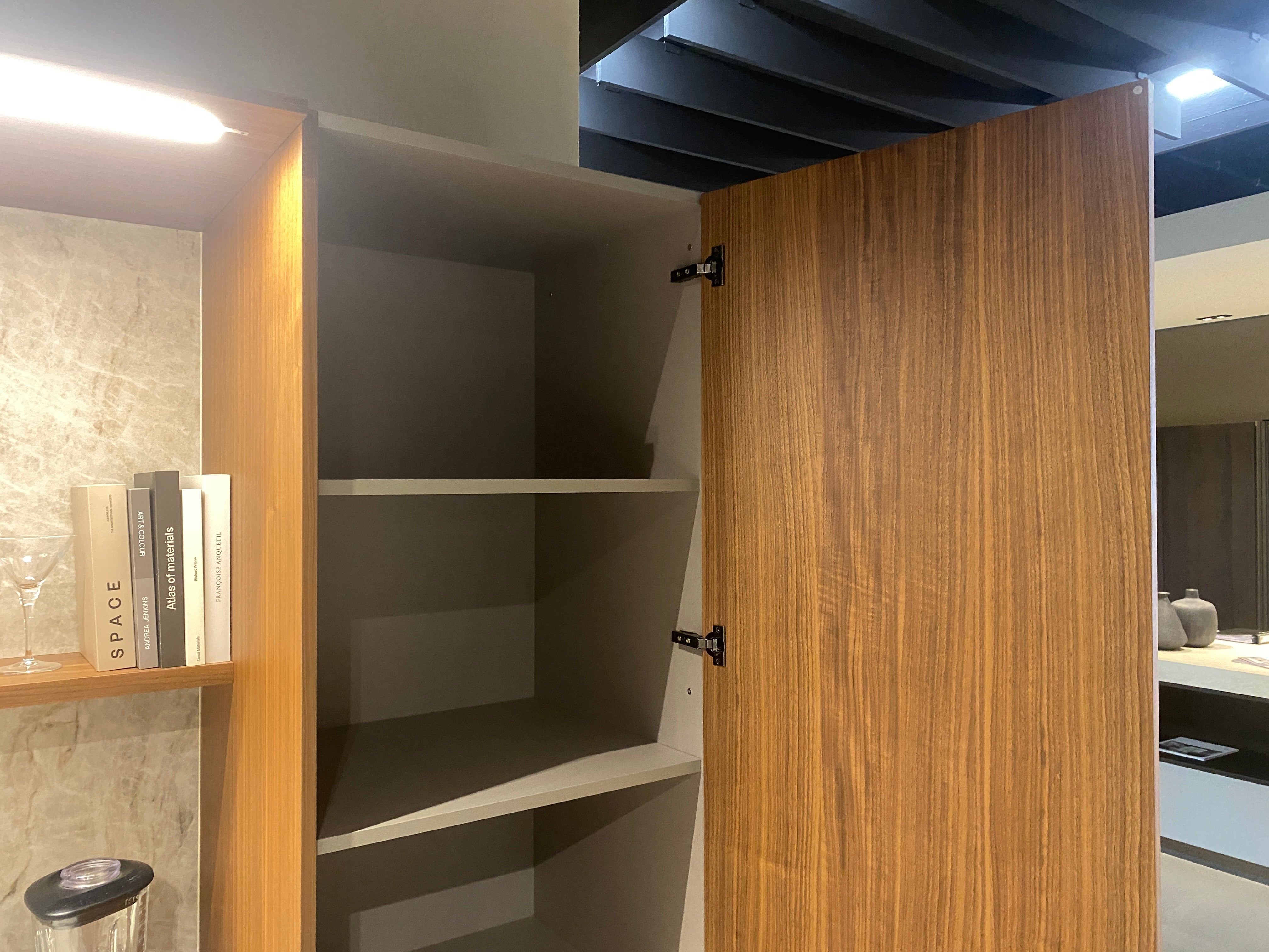 02448 - Eiken fineer eilandkeuken