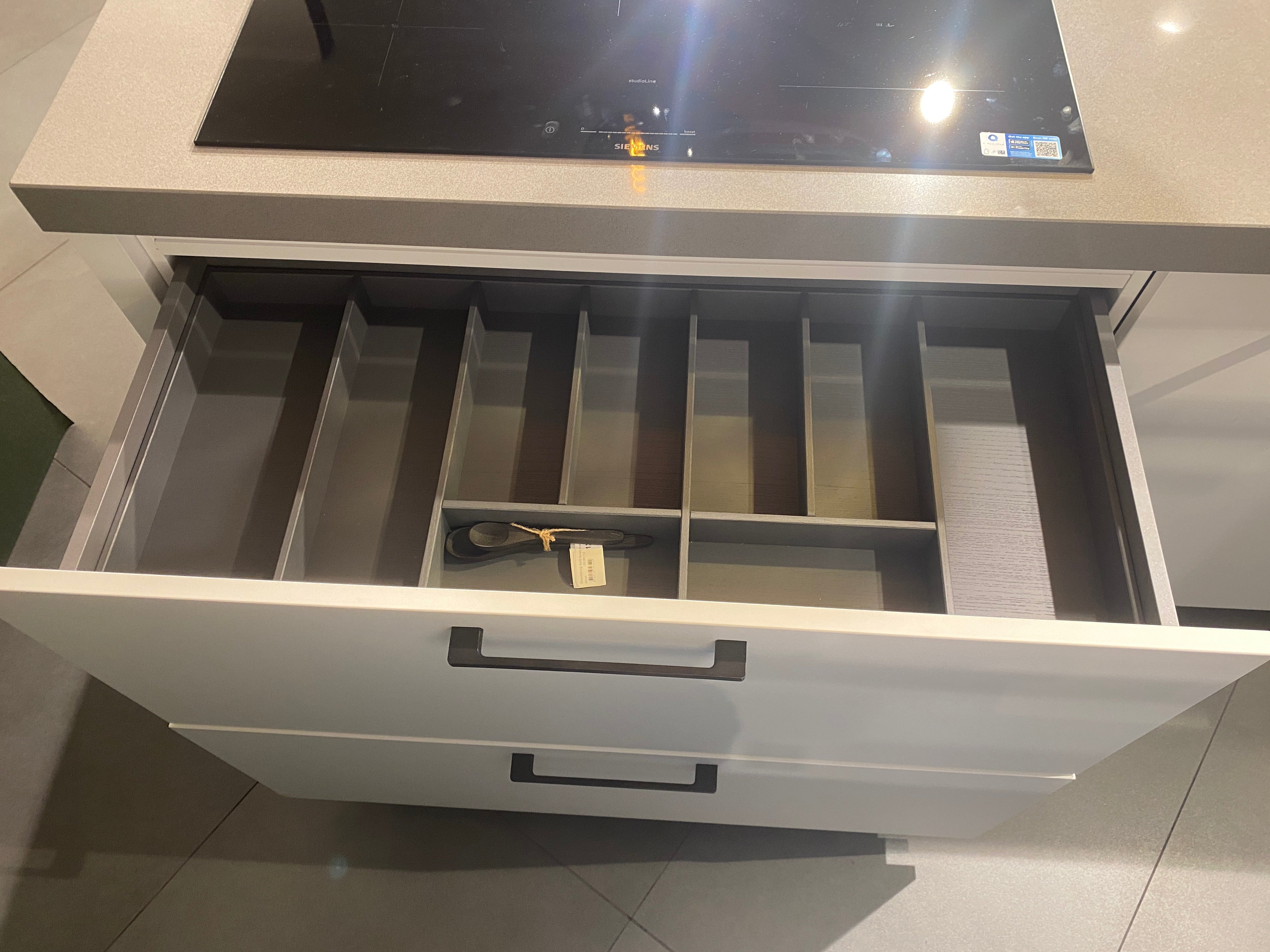 02516 - Häcker systemat eilandkeuken