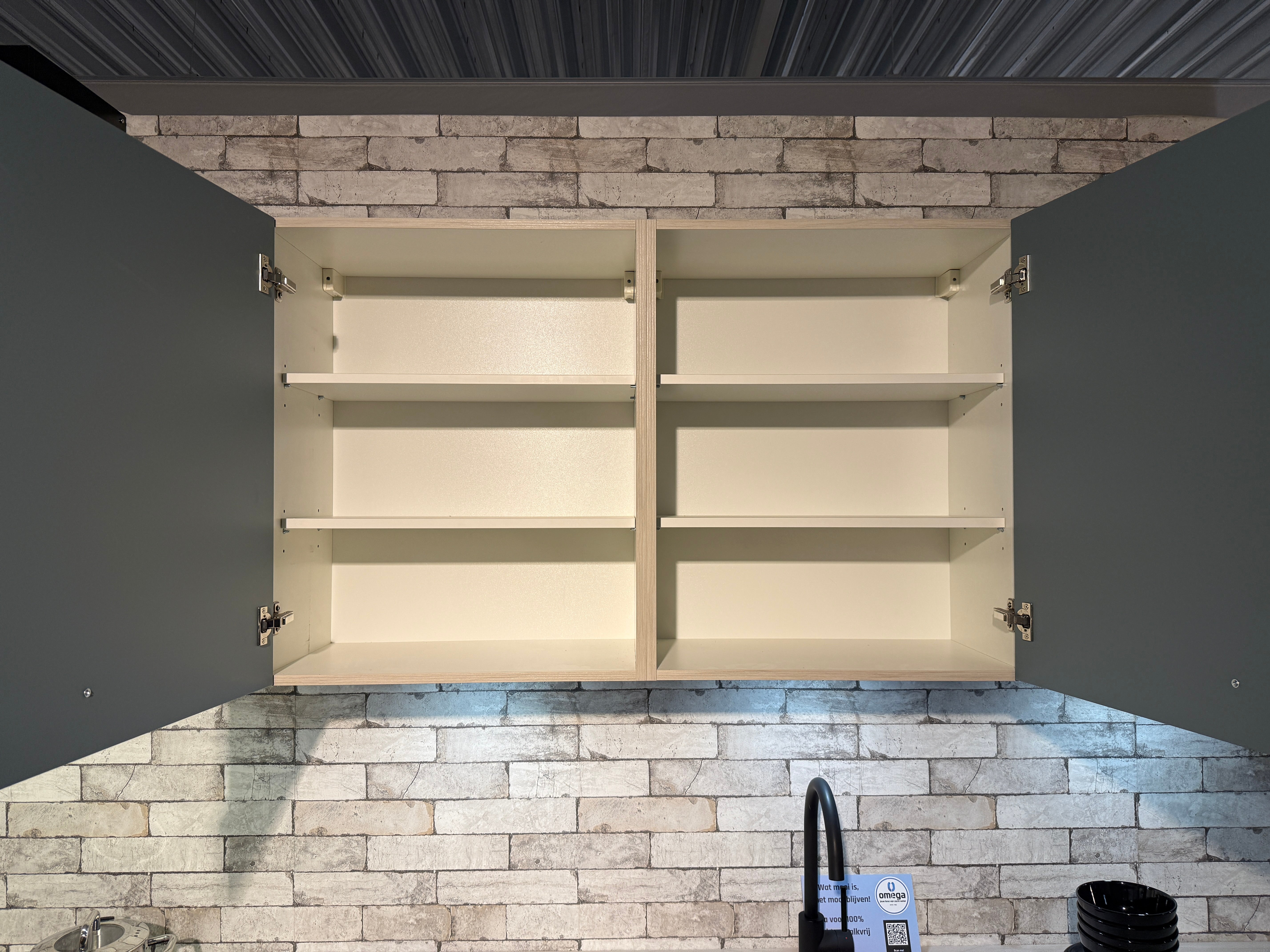 02592 - Impuls recht grijze keuken