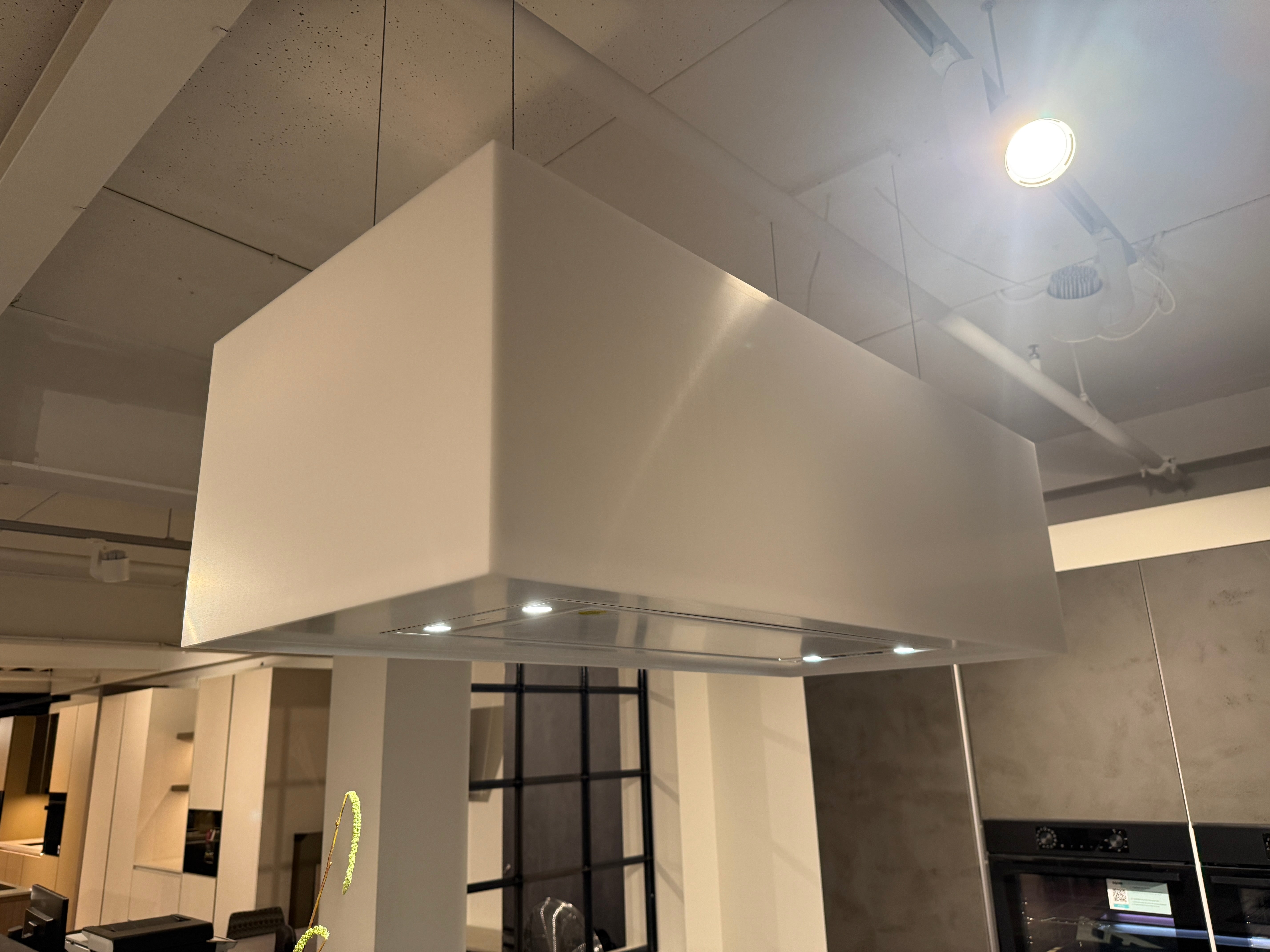 02578 - Moderne betonlook eilandkeuken