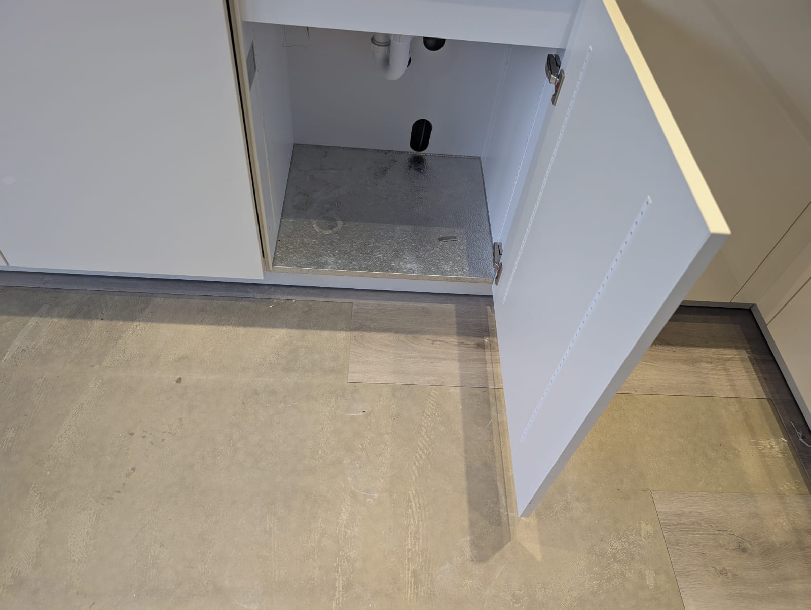 02294 - Witte Siematic hoekkeuken