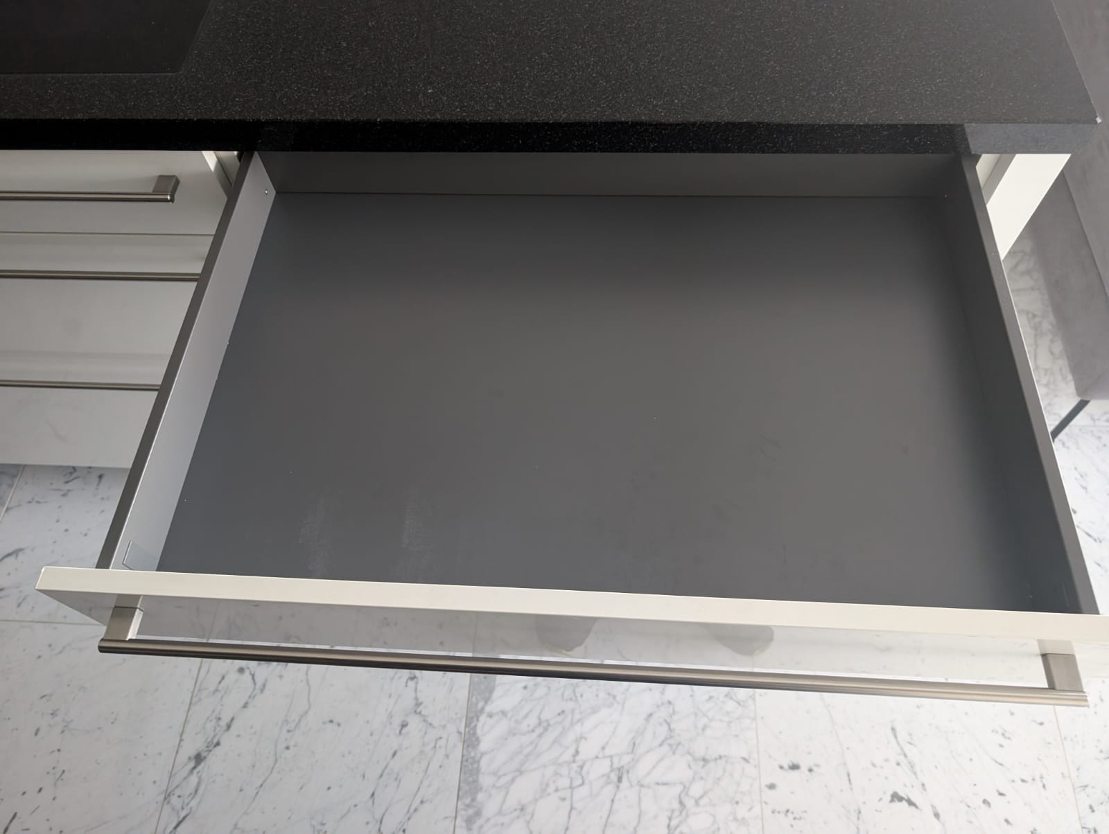 02098 - Moderne eilandkeuken