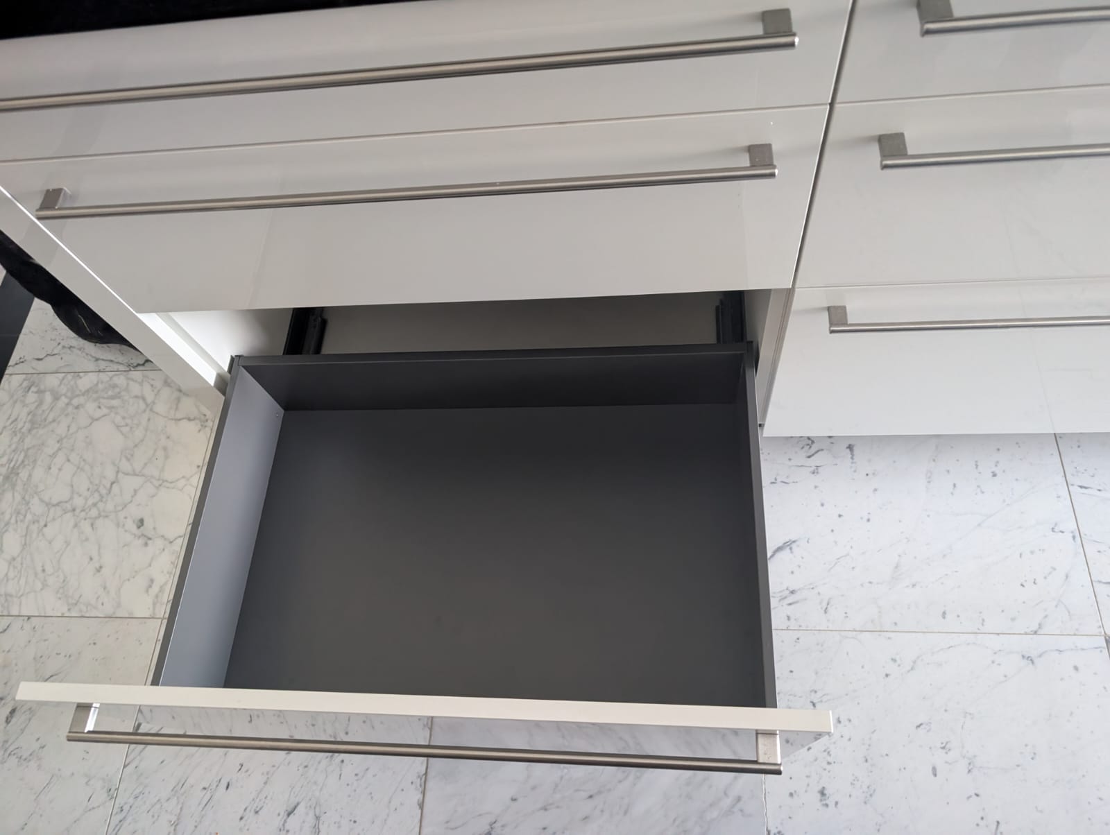 02098 - Moderne eilandkeuken