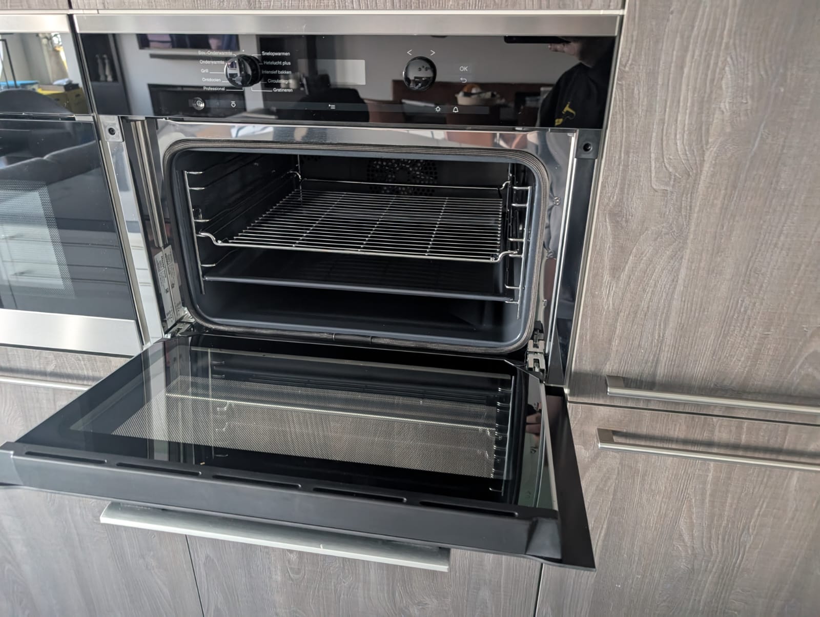 02098 - Moderne eilandkeuken