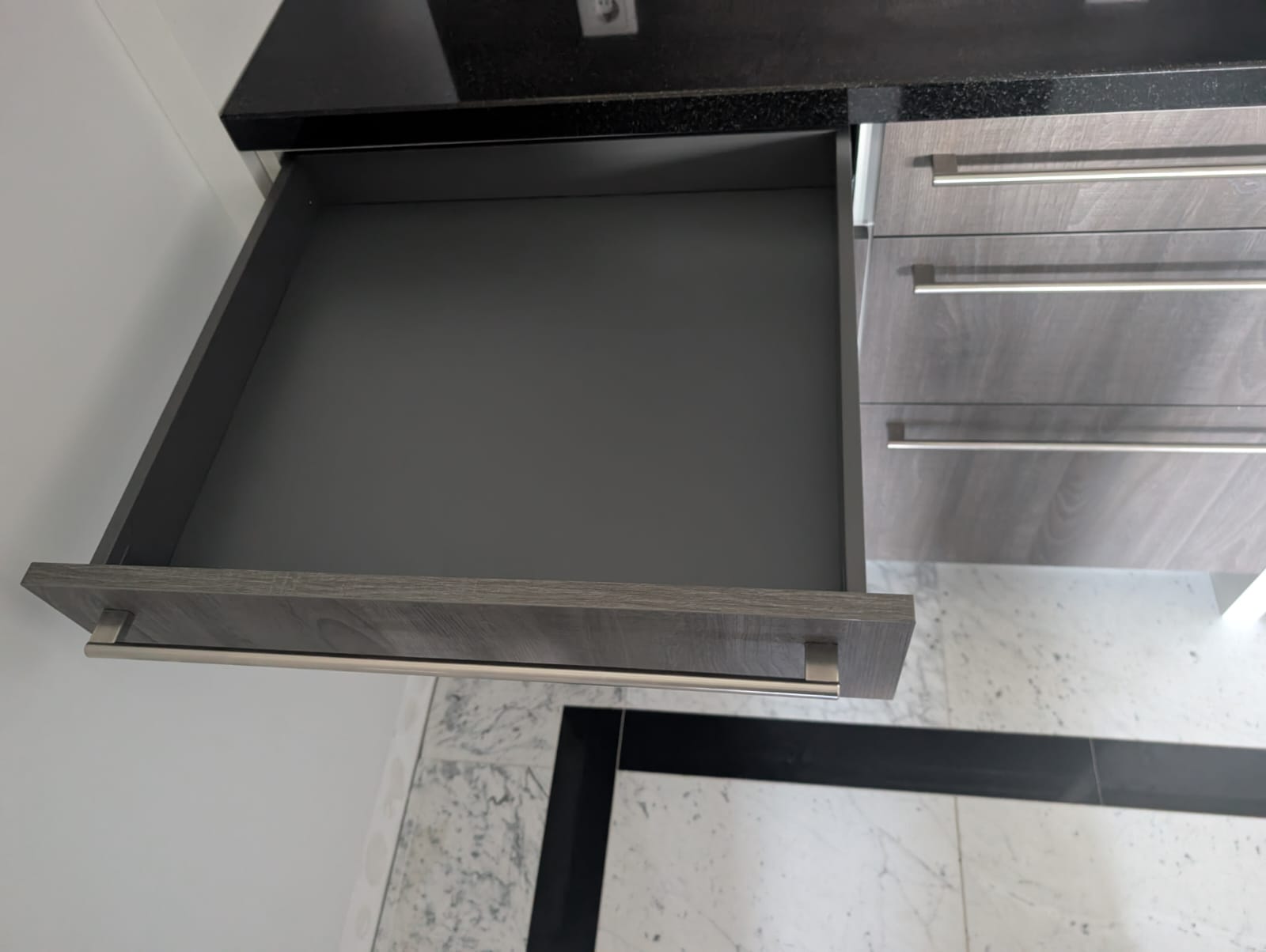 02098 - Moderne eilandkeuken