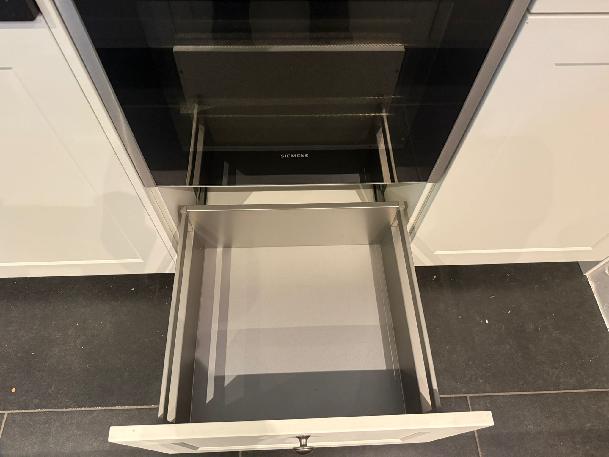 01915 - Witte landelijke eilandkeuken