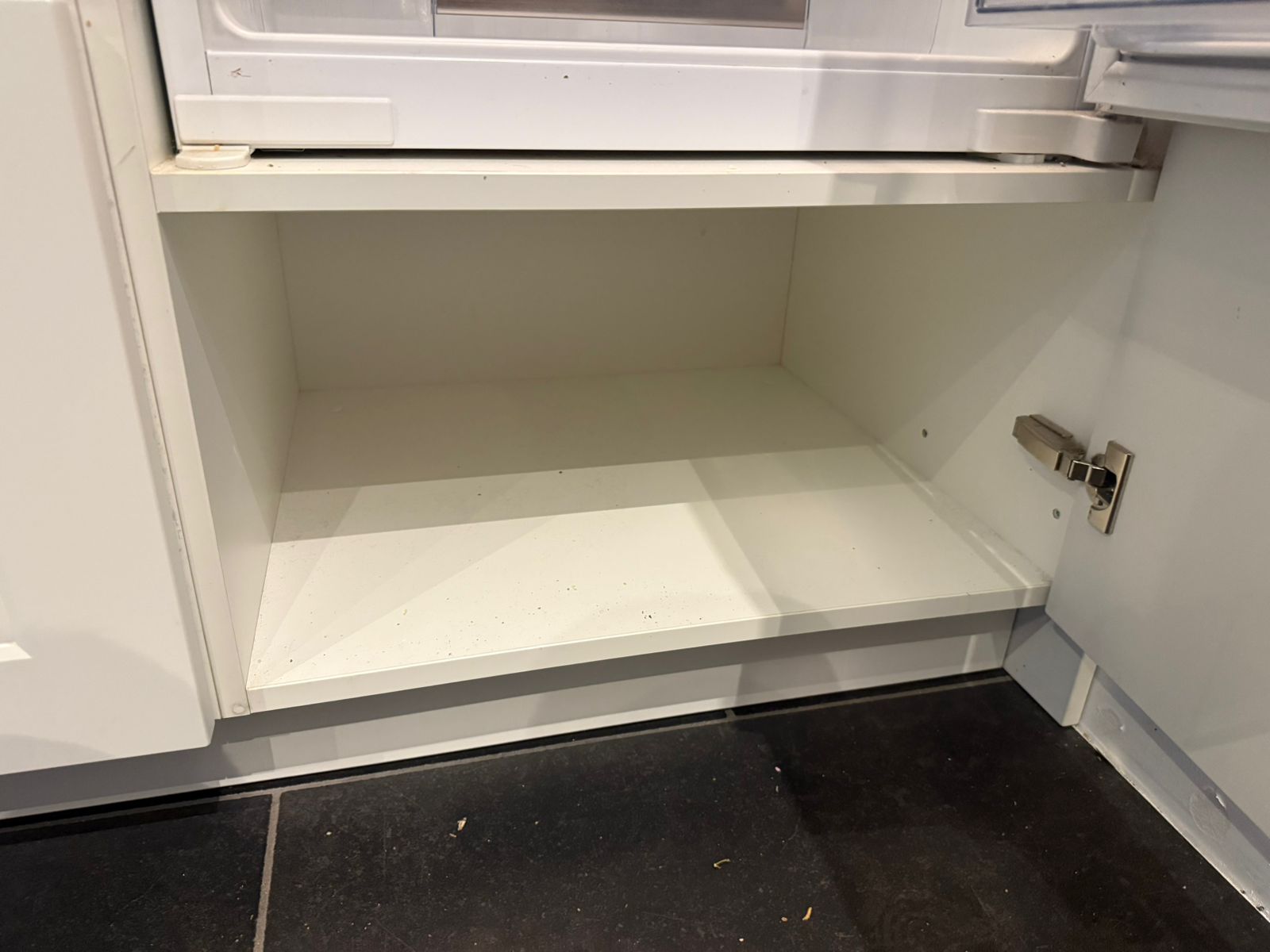 01915 - Witte landelijke eilandkeuken