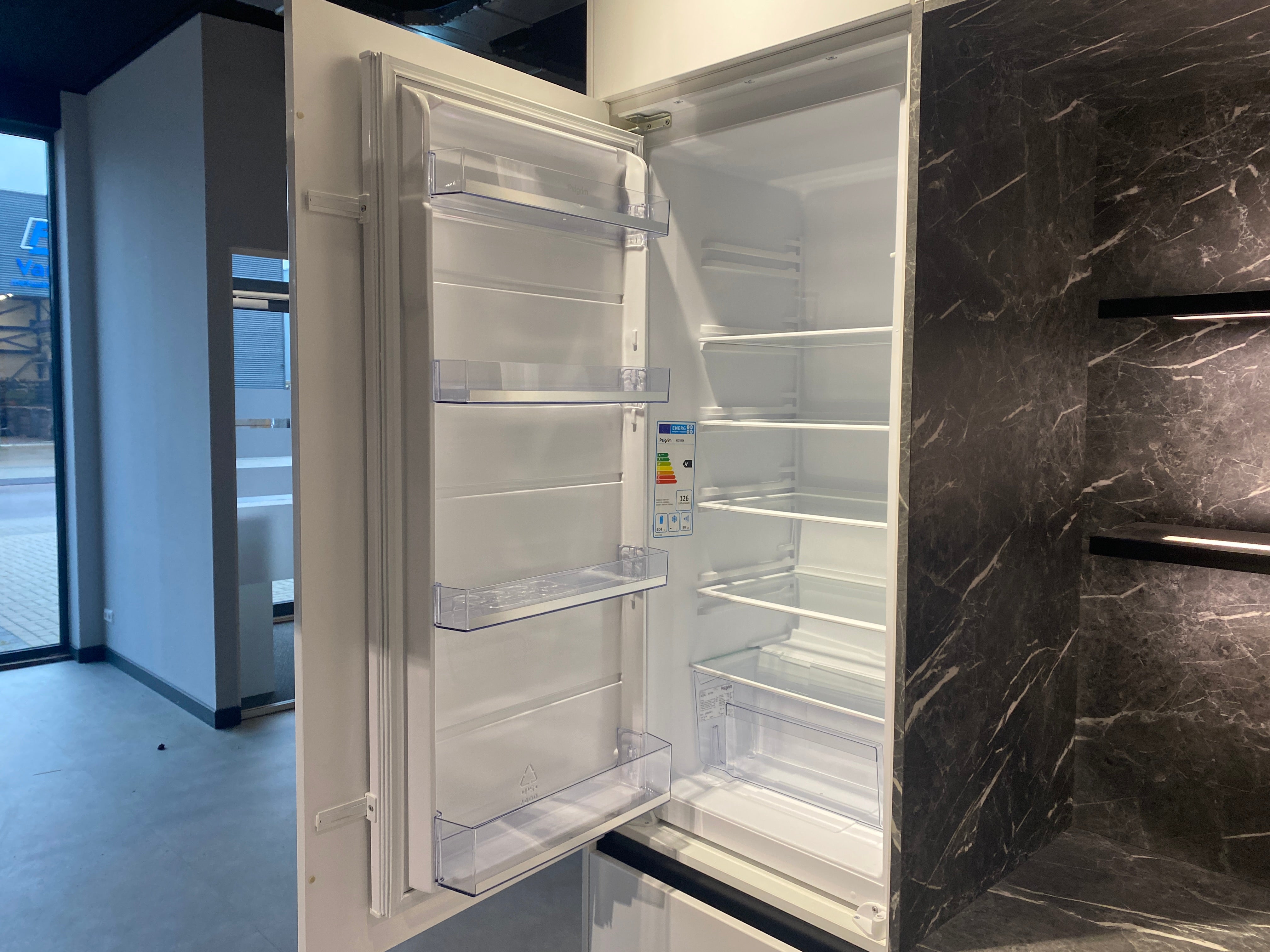 02642 - Moderne hoogglans lak alpine witte keuken