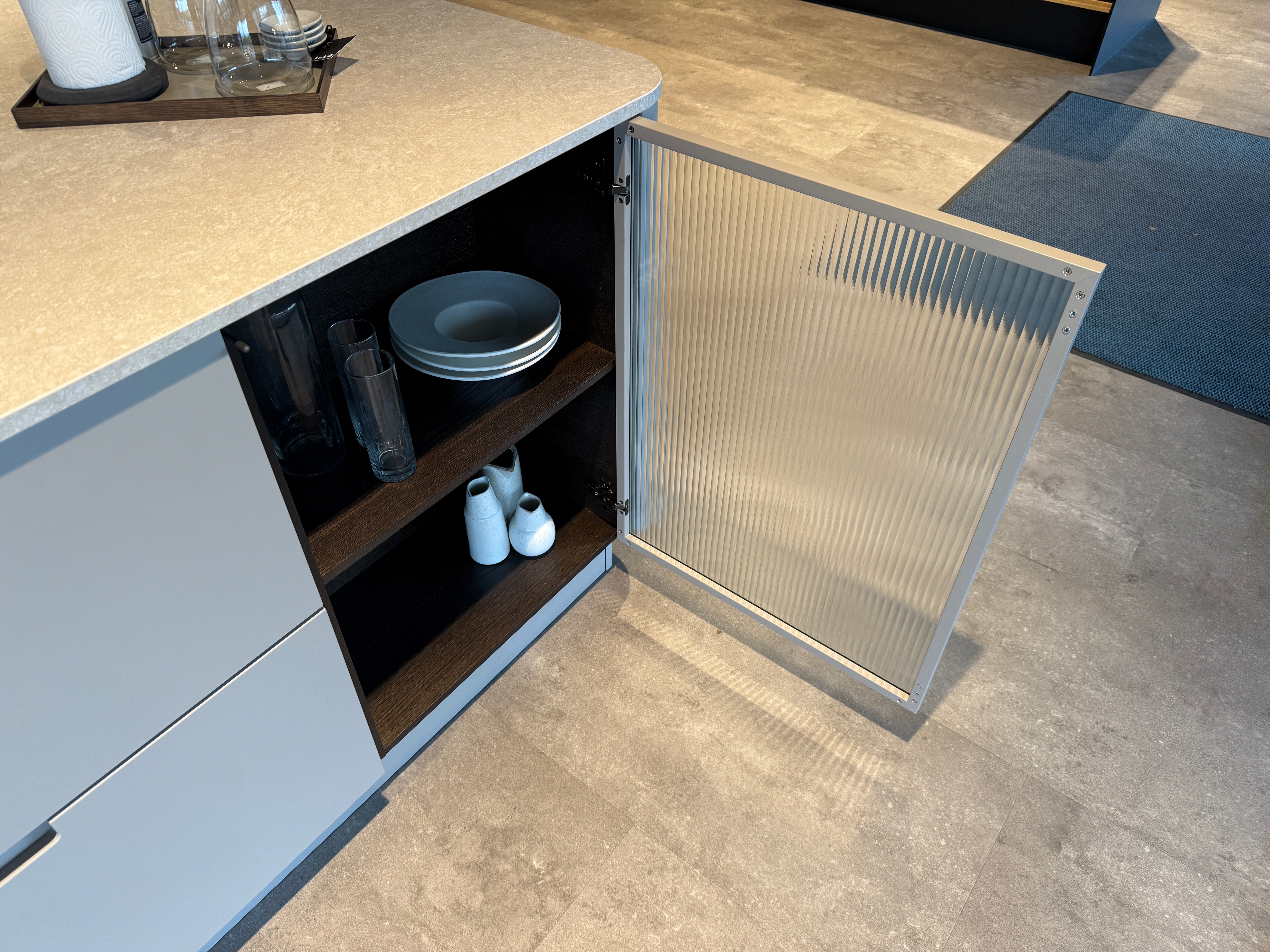 02760 - Beige Kvik eilandkeuken