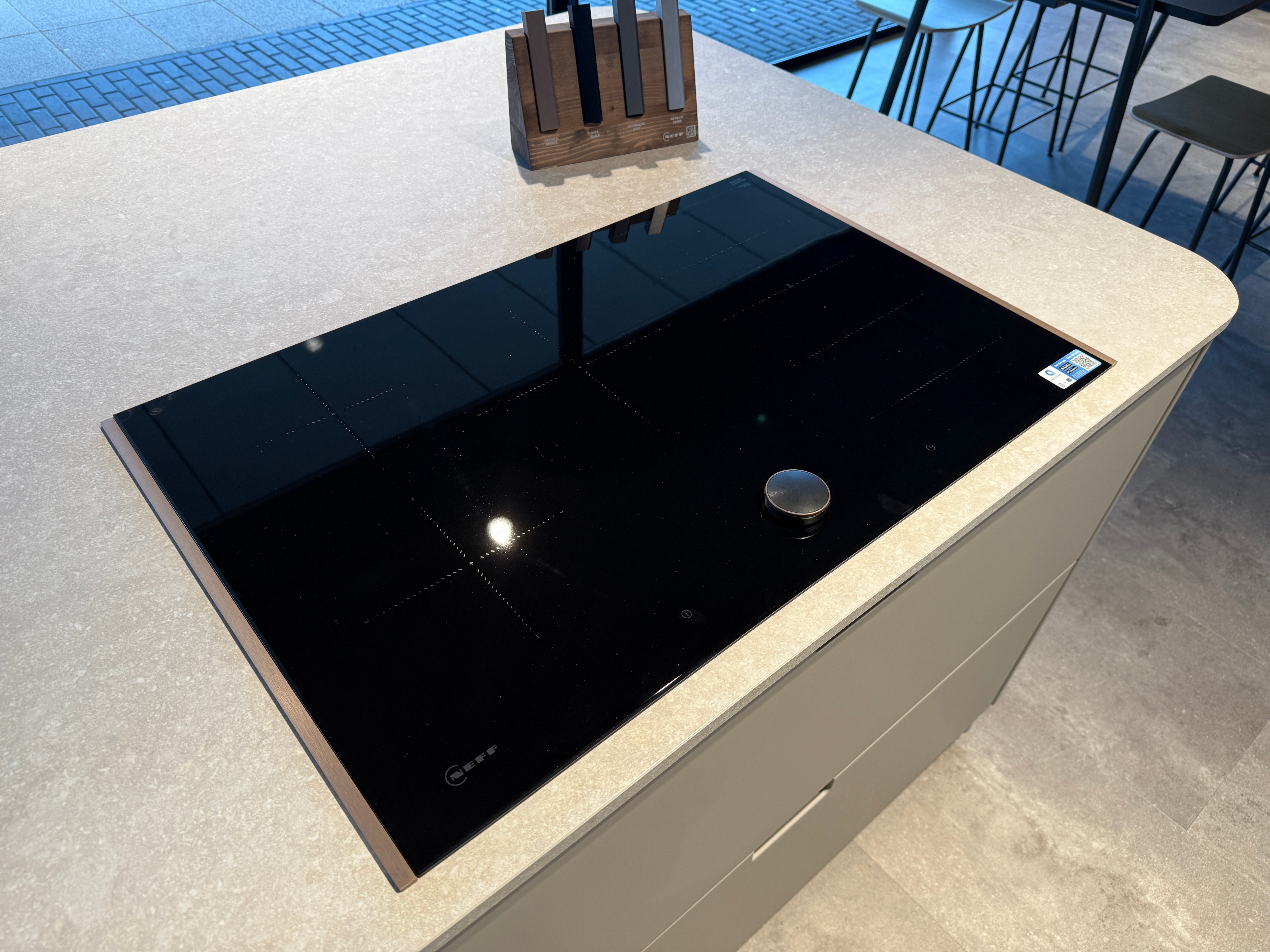 02760 - Beige Kvik eilandkeuken