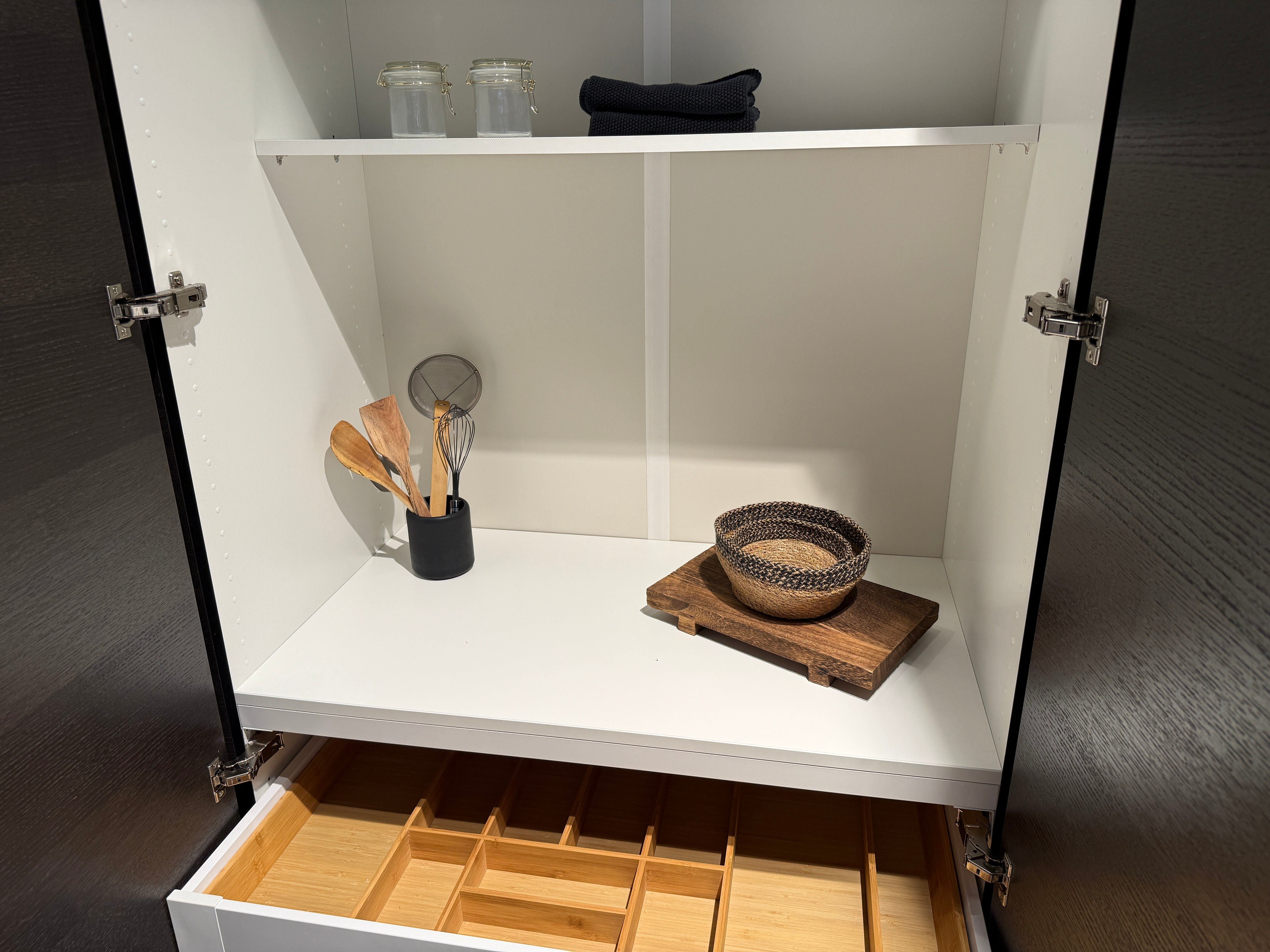 02768 - Moderne schiereiland keuken