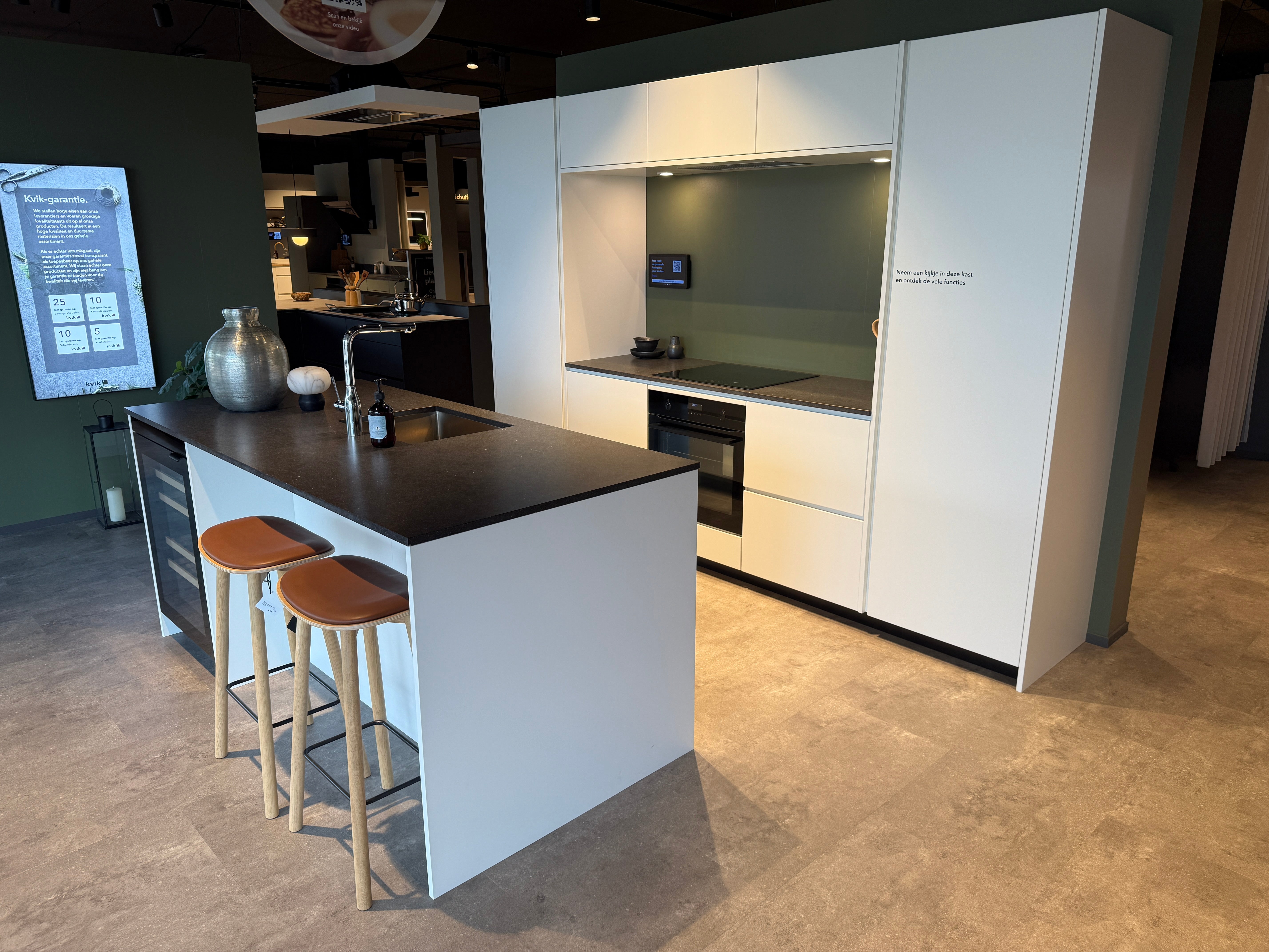 02776 - Mano white Kvik eilandkeuken