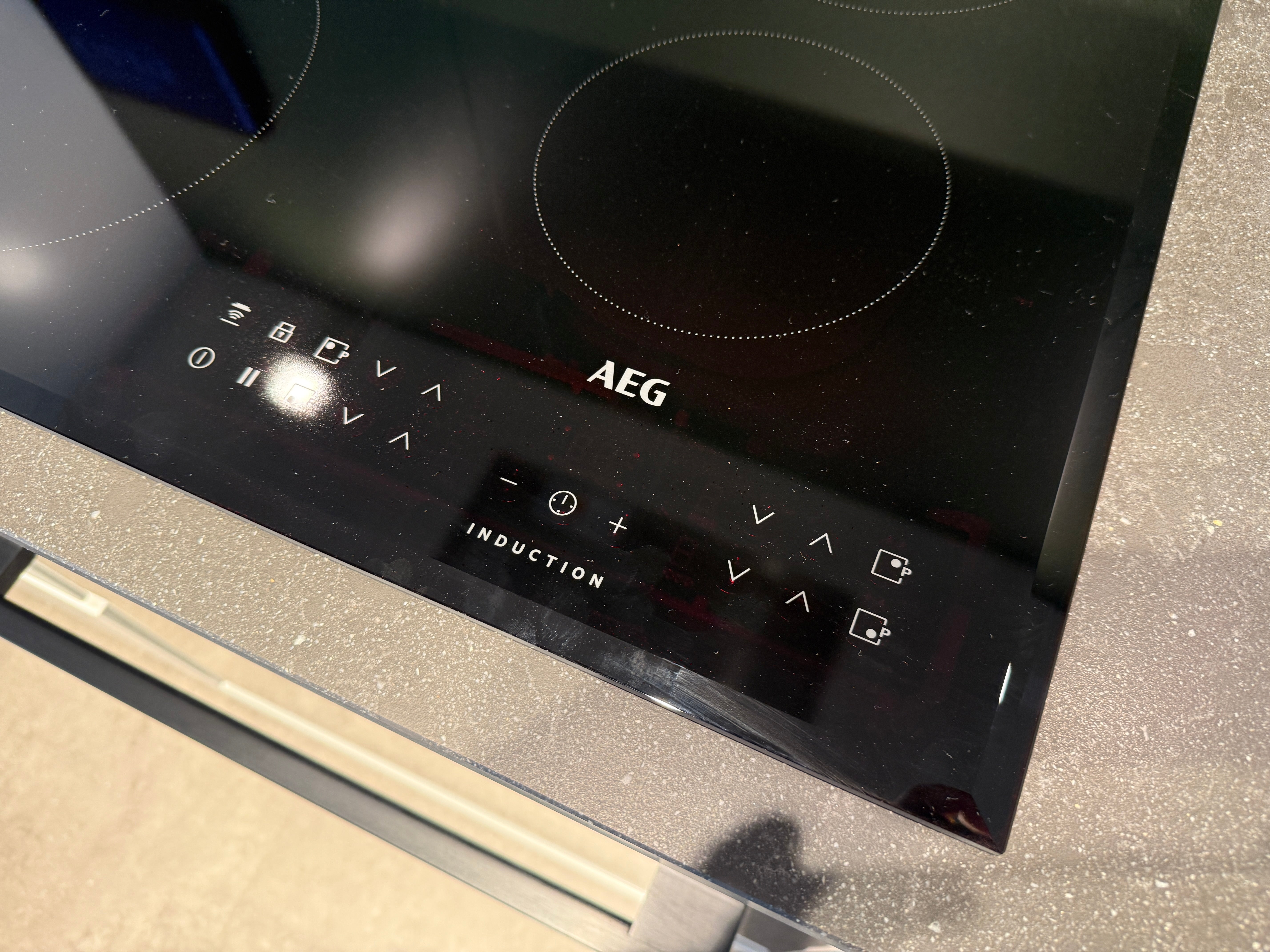 02776 - Mano white Kvik eilandkeuken