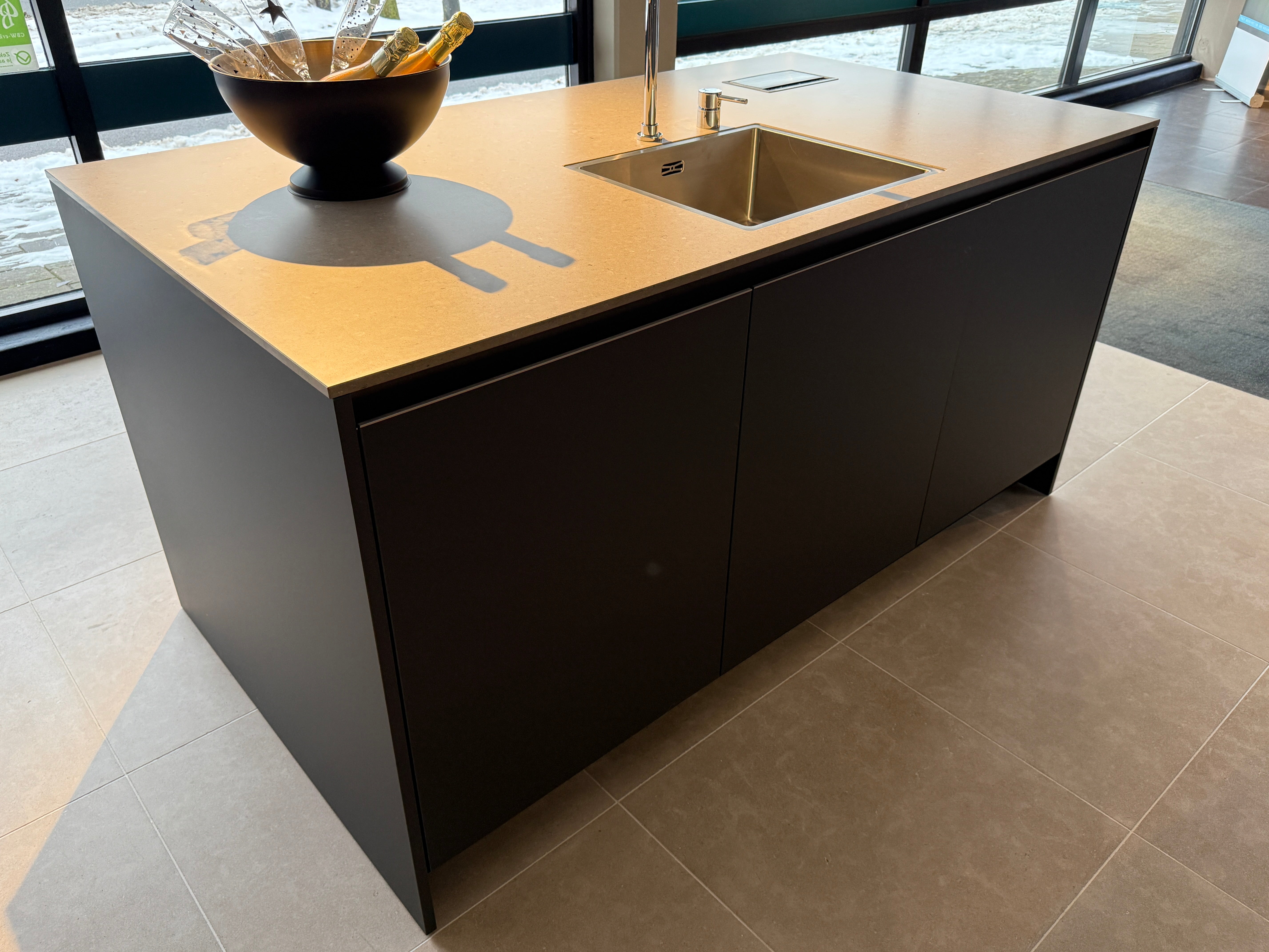 03156 - Moderne eilandkeuken