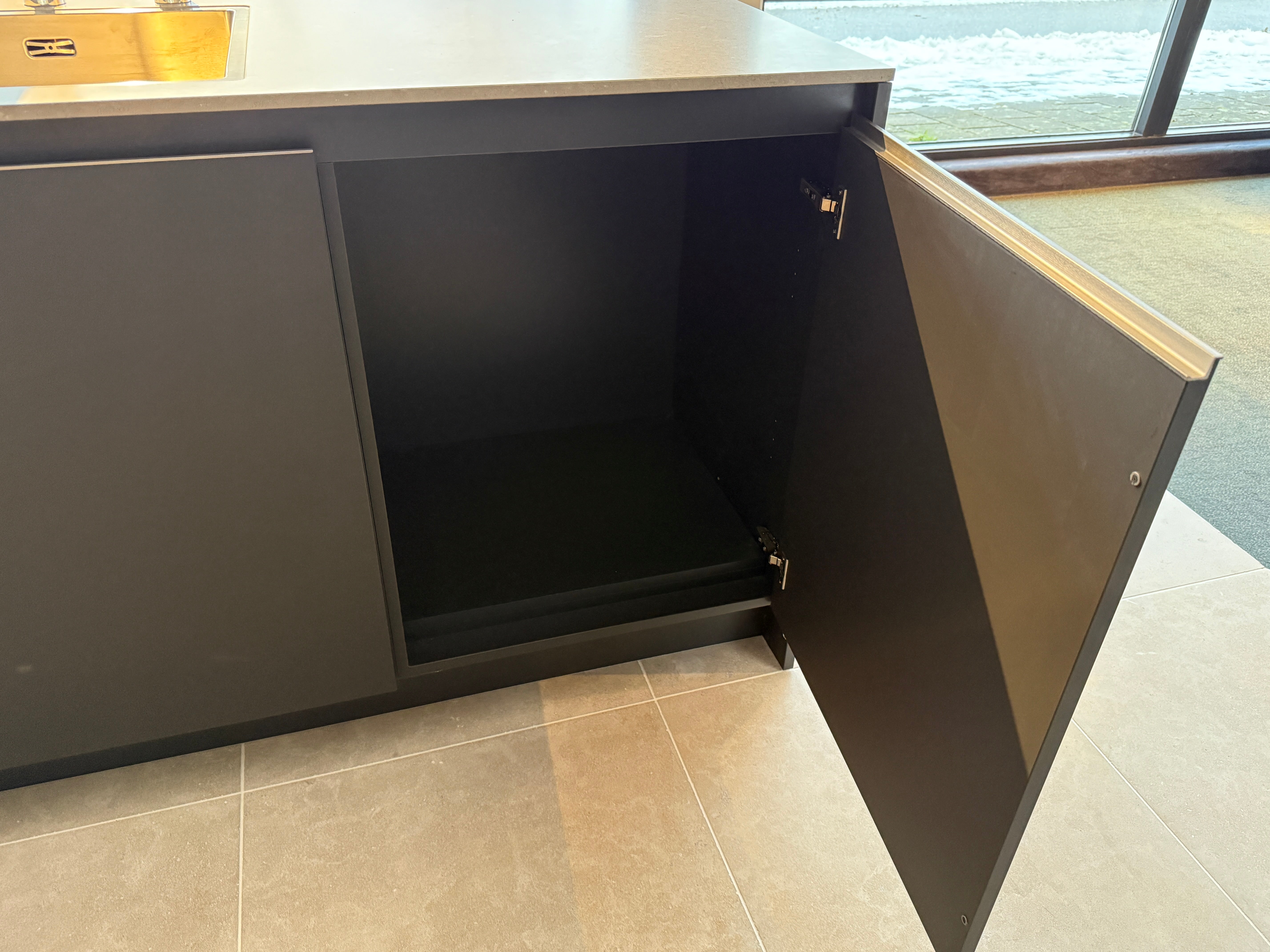 03156 - Moderne eilandkeuken