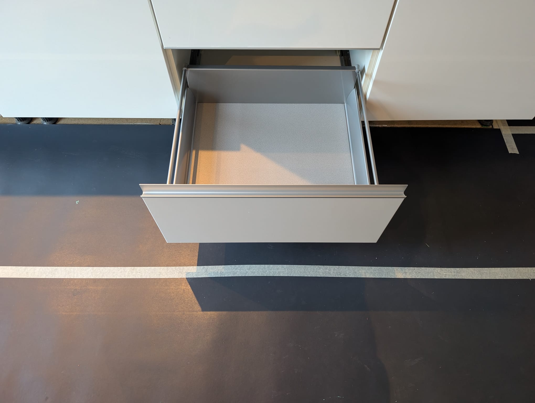 02850 - Witte parallel keuken