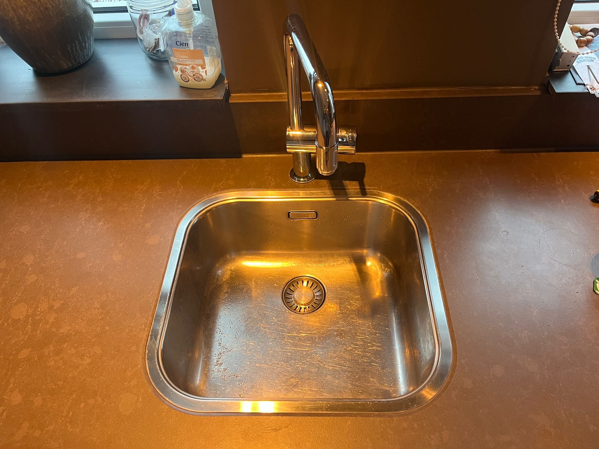 03050 - Landelijke hoekkeuken