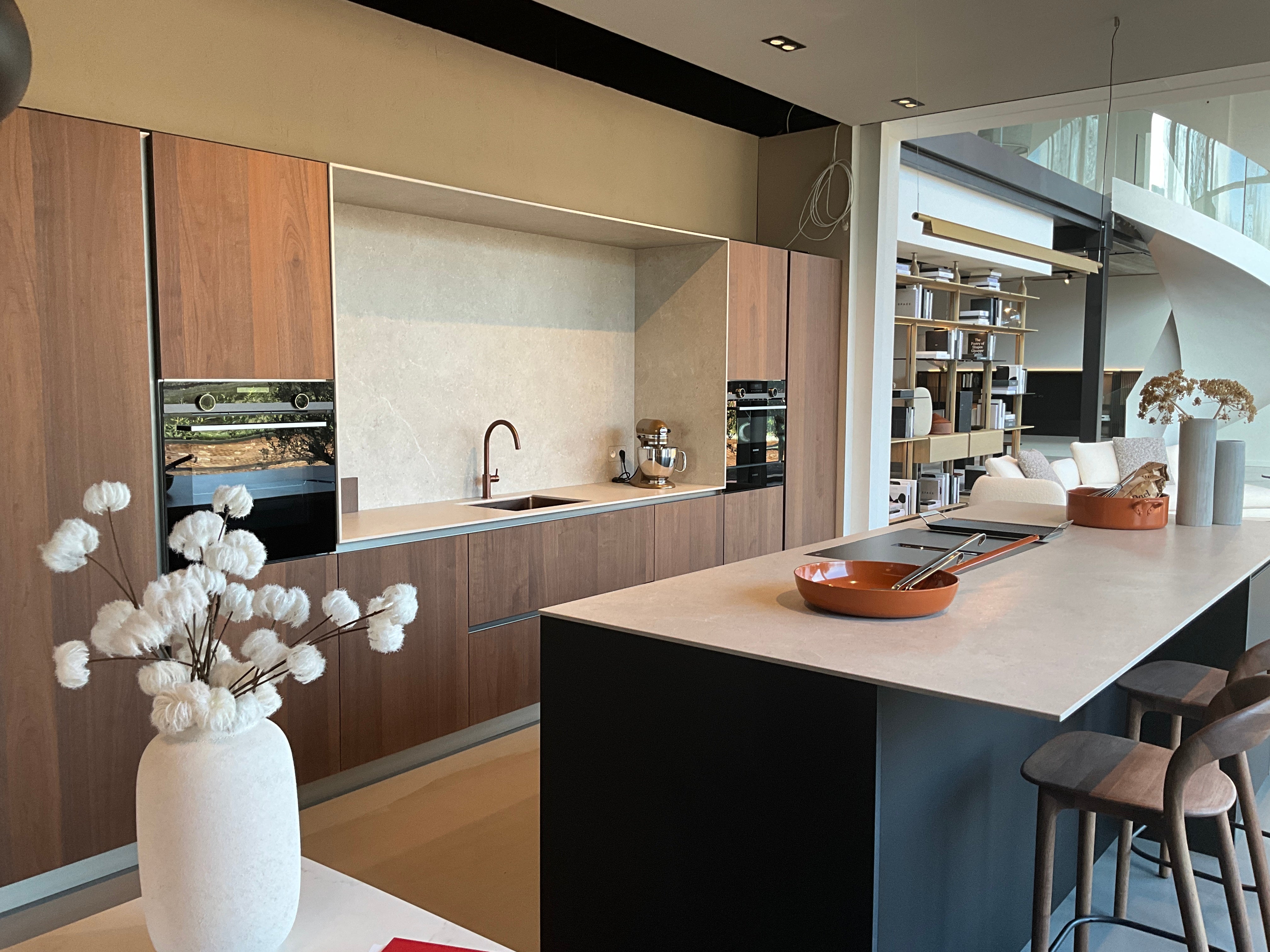 02461 - Moderne eilandkeuken