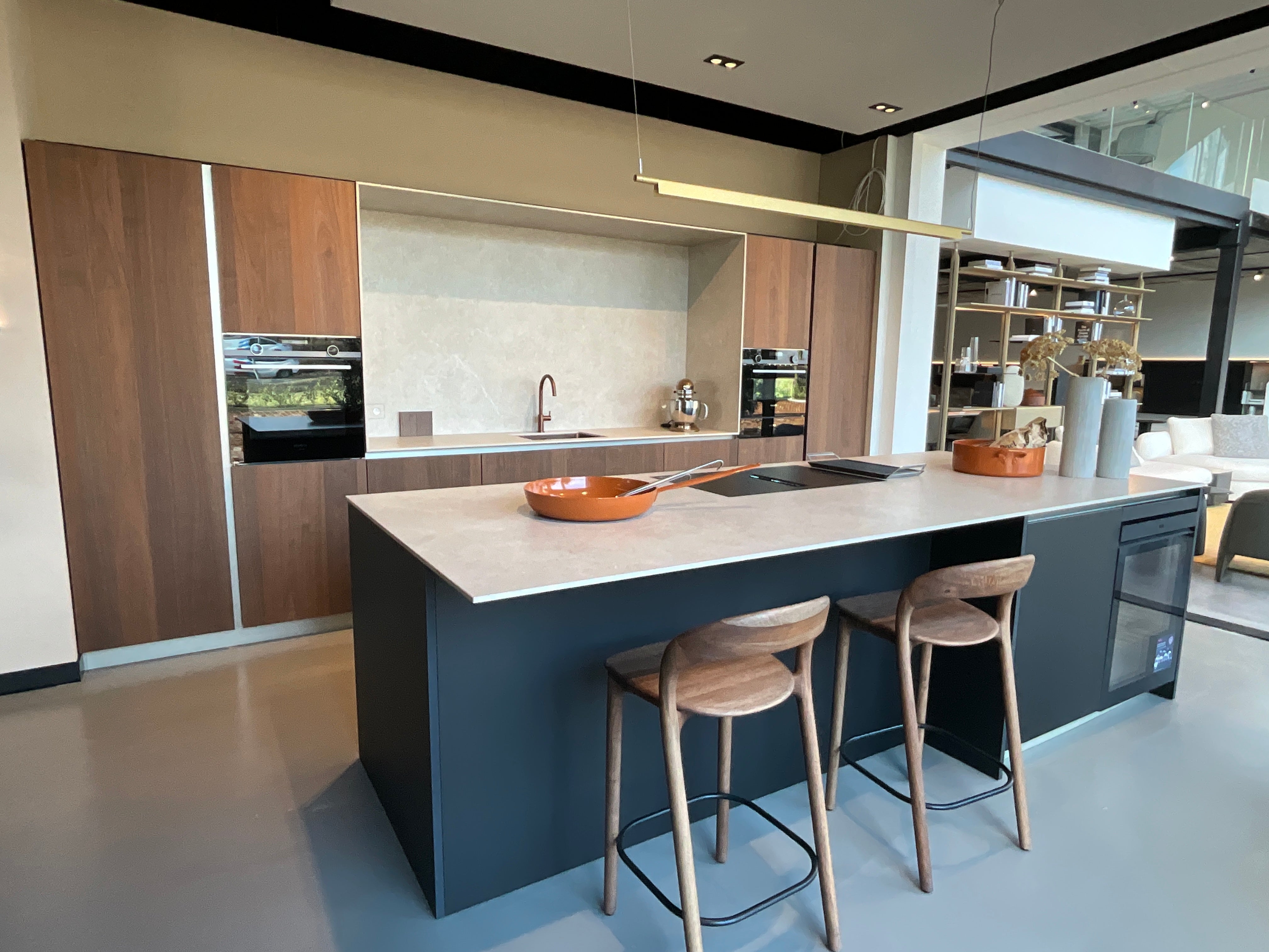 02461 - Moderne eilandkeuken