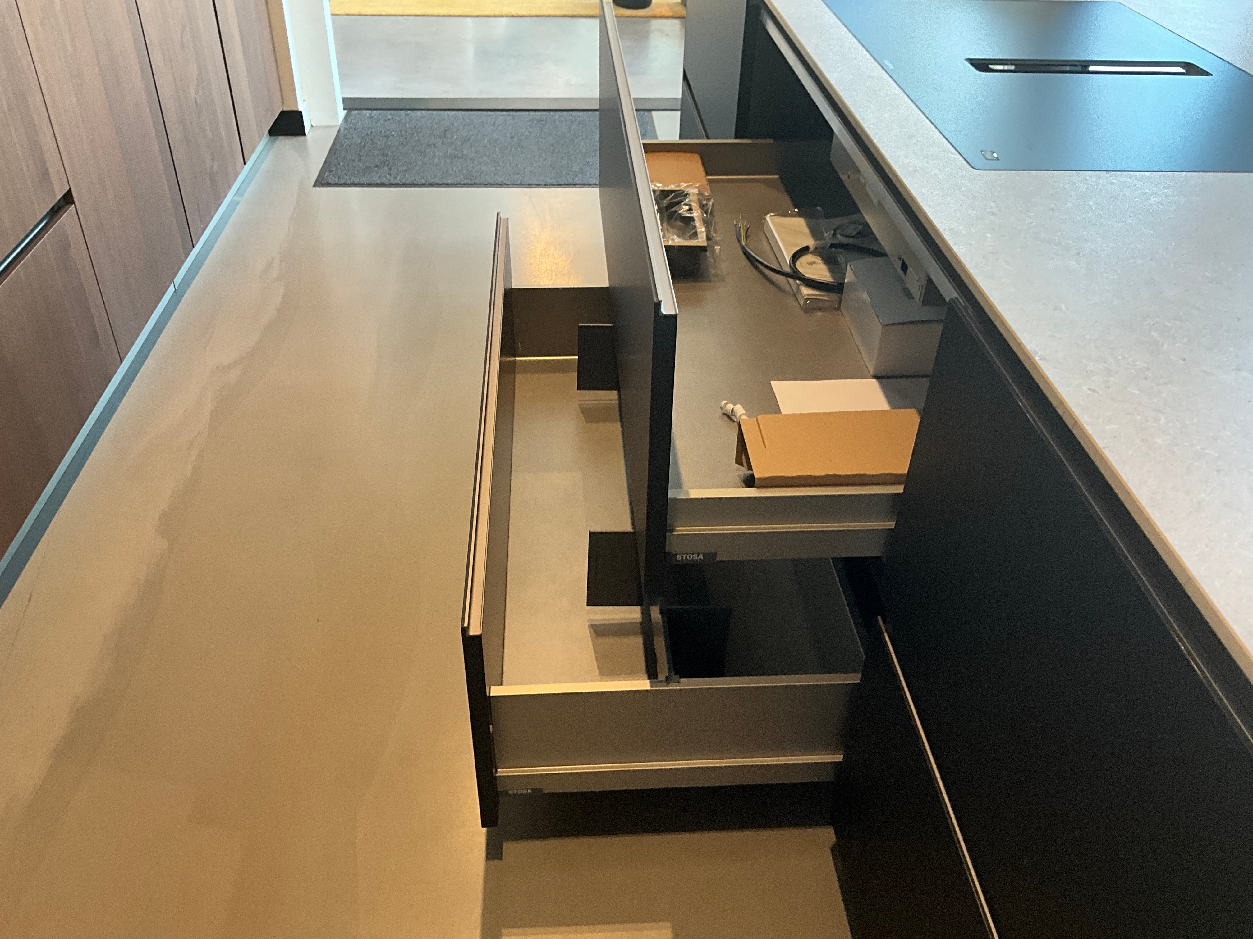 02461 - Moderne eilandkeuken