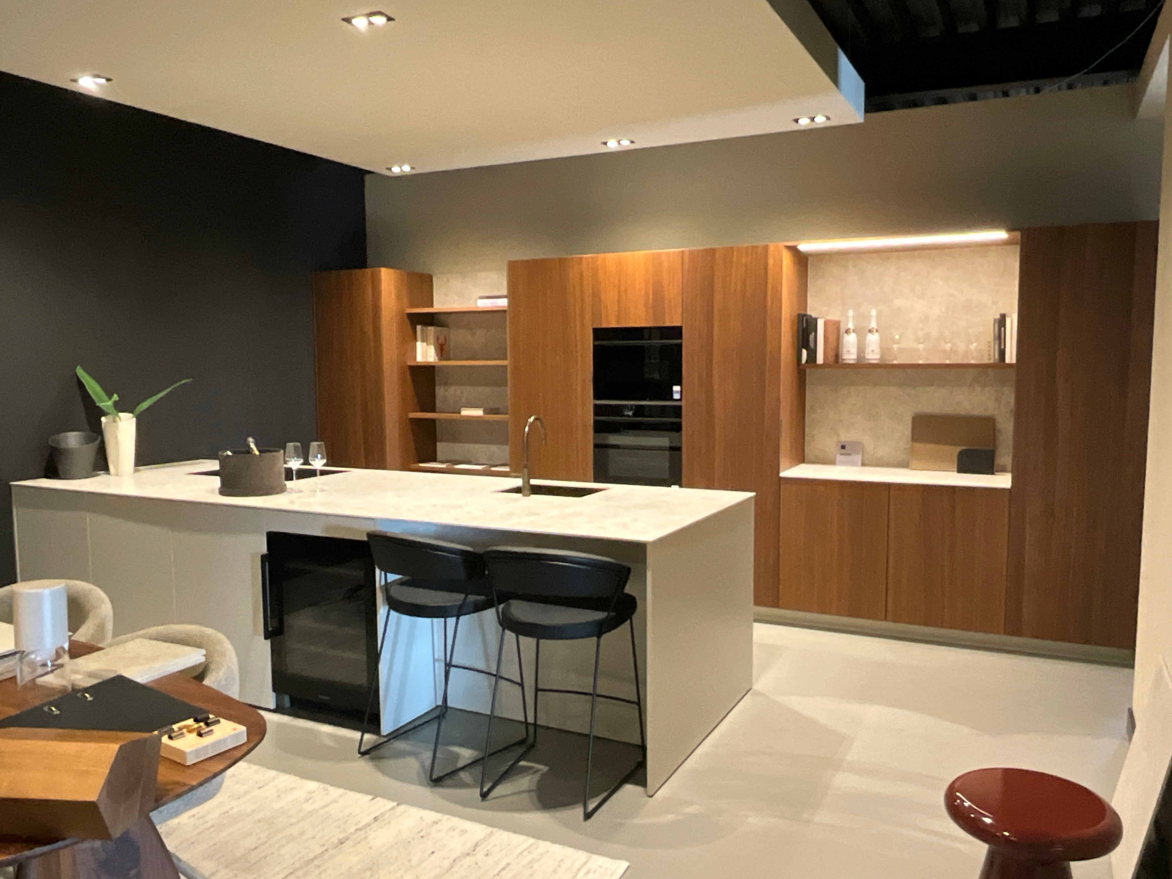 02448 - Eiken fineer eilandkeuken