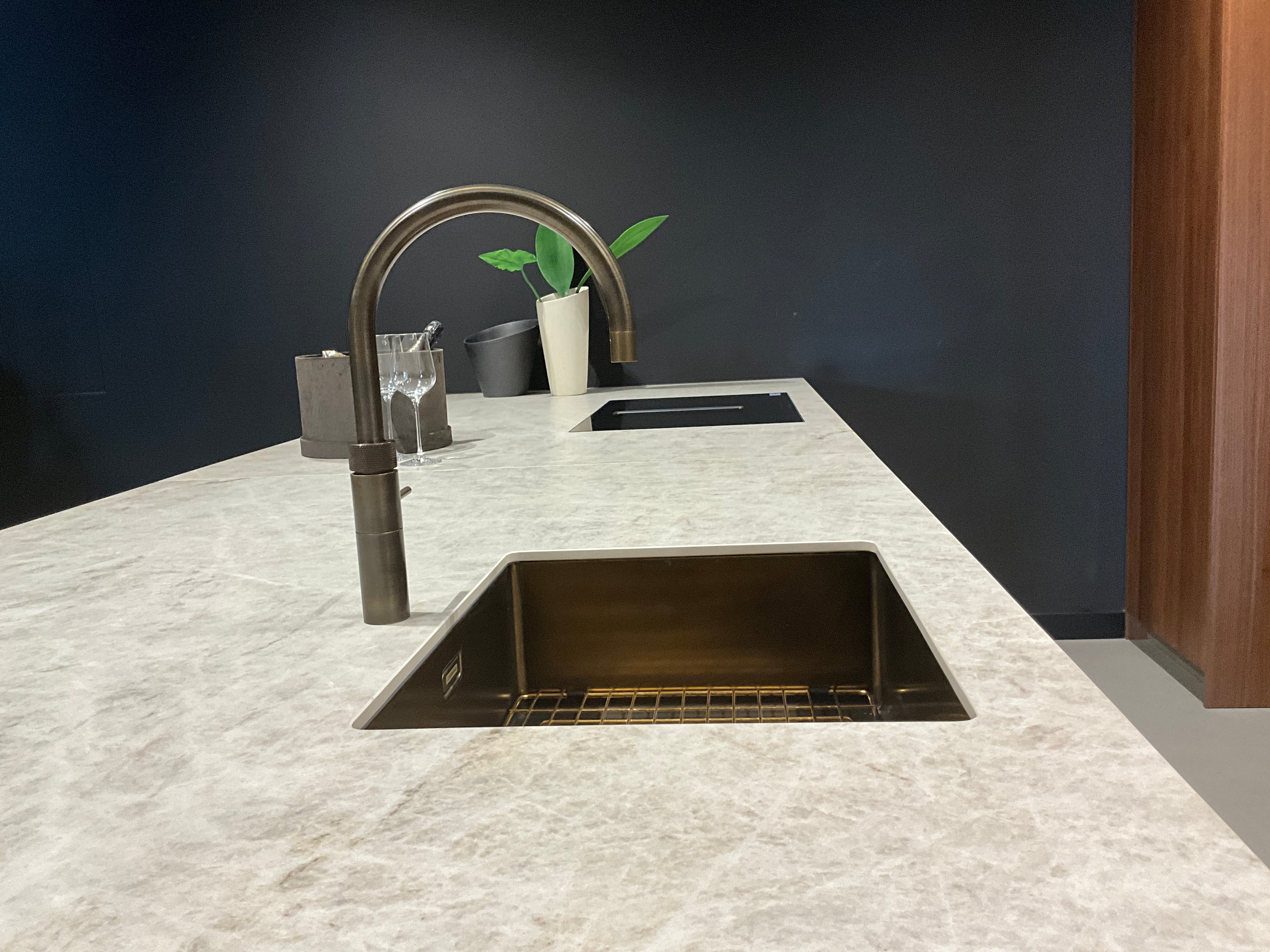 02448 - Eiken fineer eilandkeuken