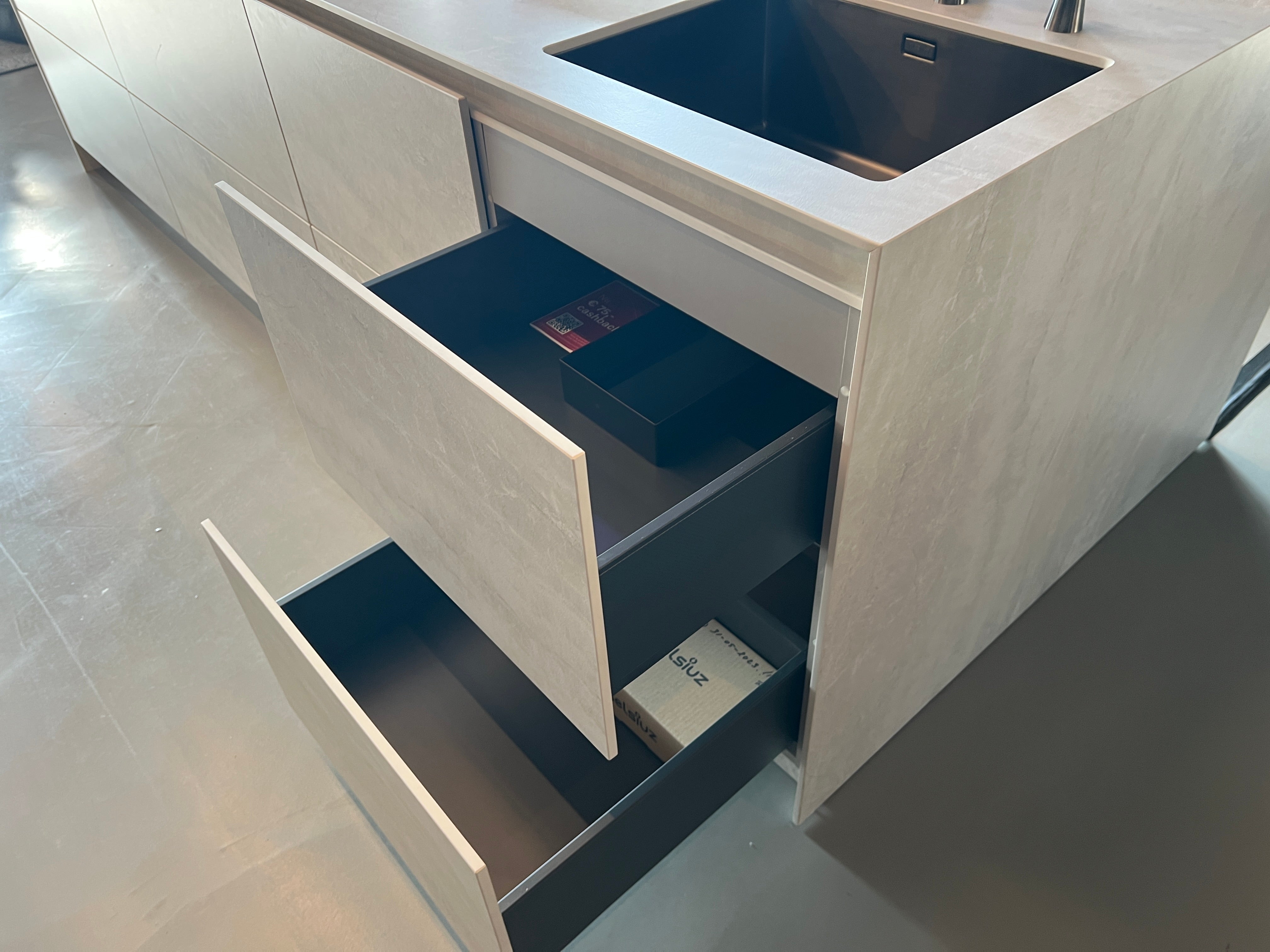 02467 - Modern luxe eilandkeuken