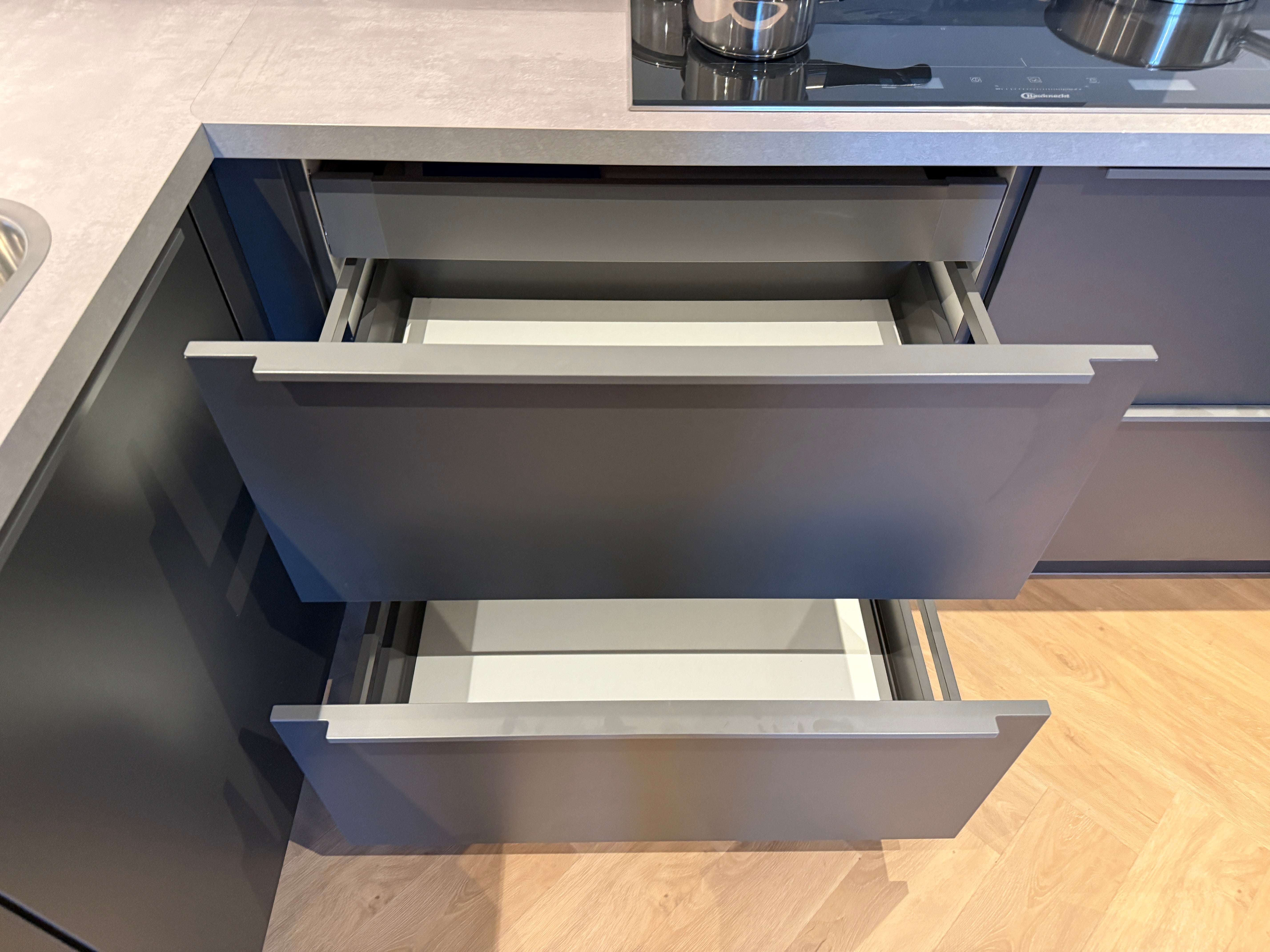 04035 - Betonlook U keuken