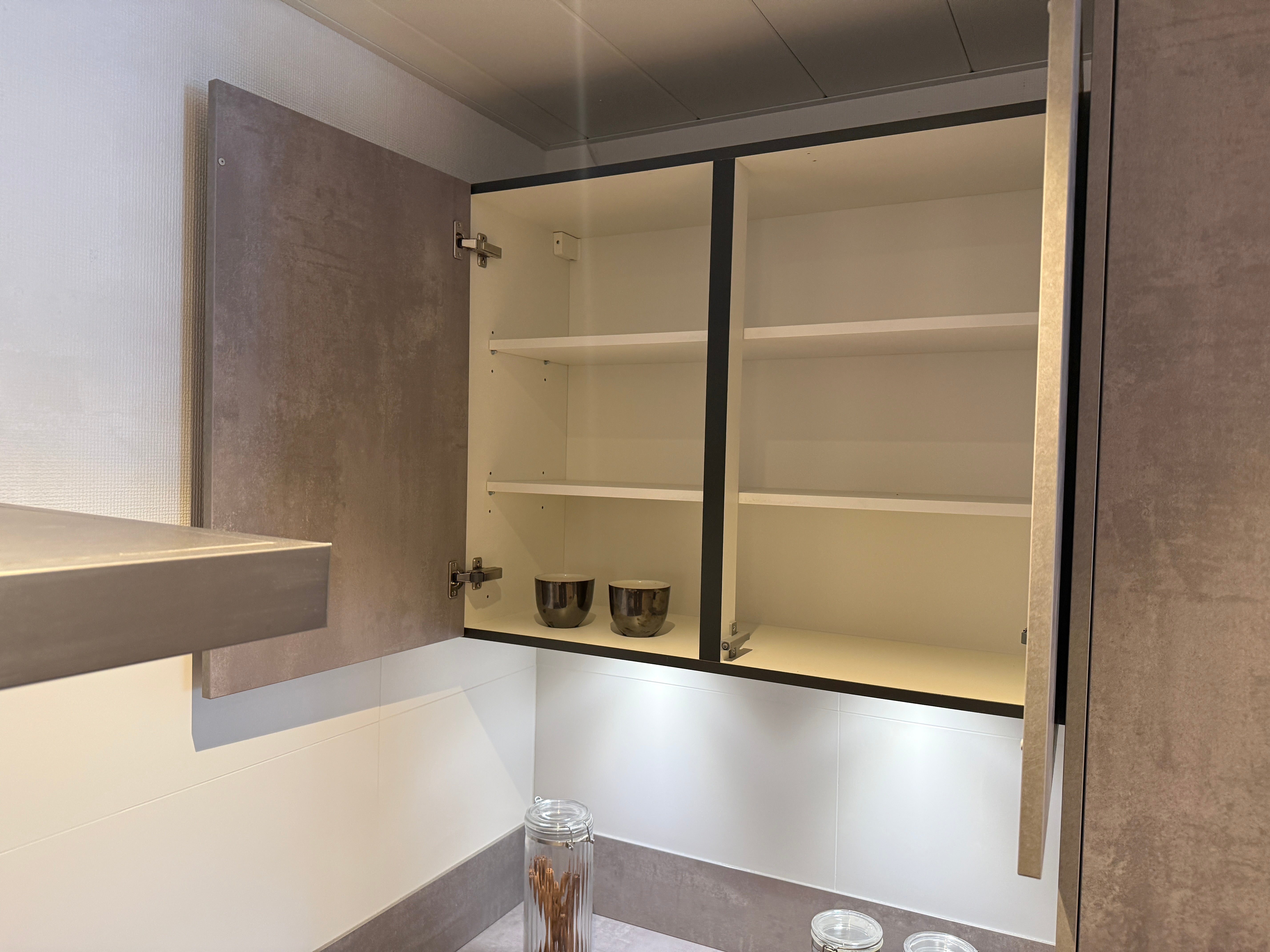 04035 - Betonlook U keuken