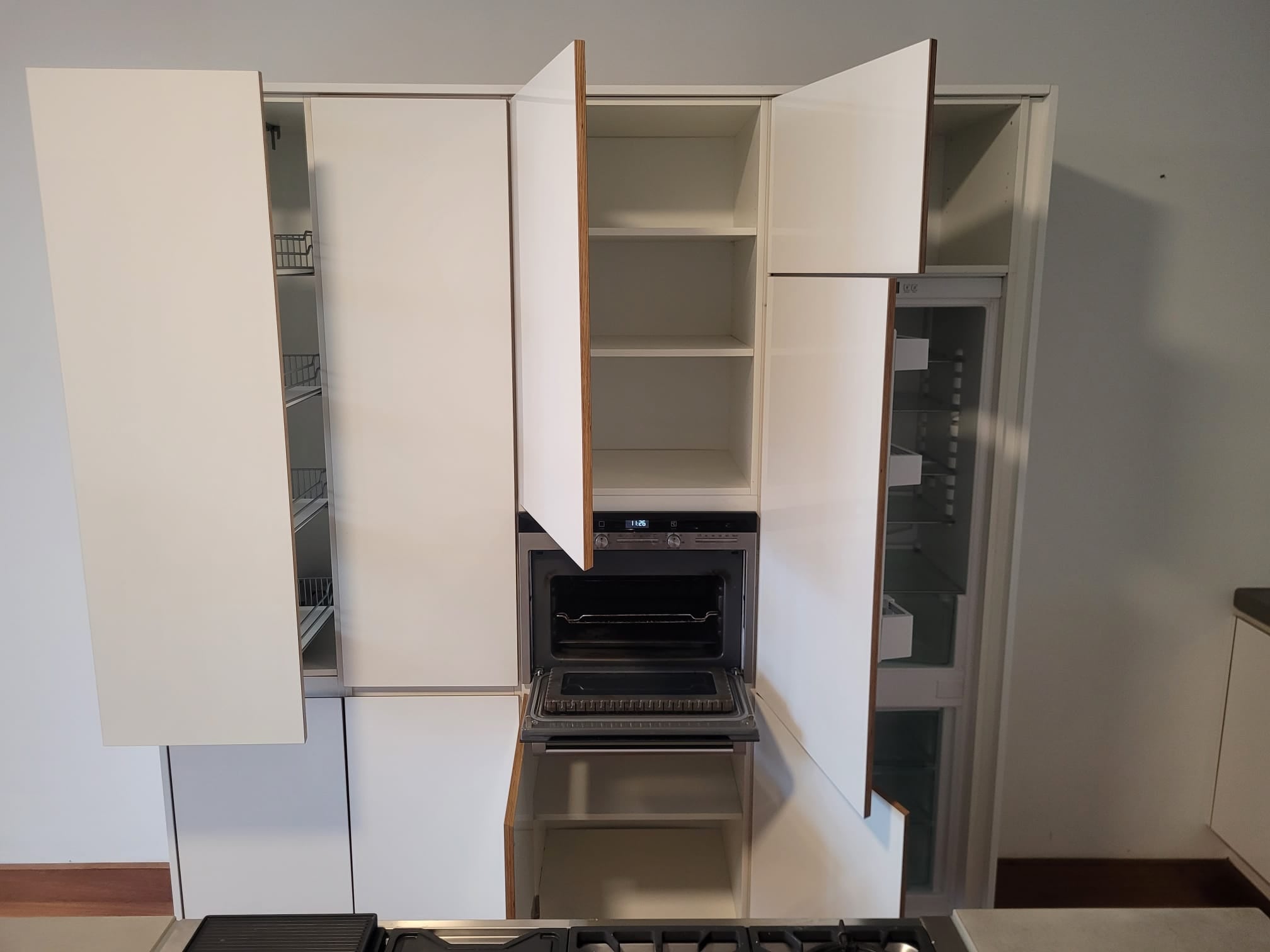 03625 - Witte eilandkeuken