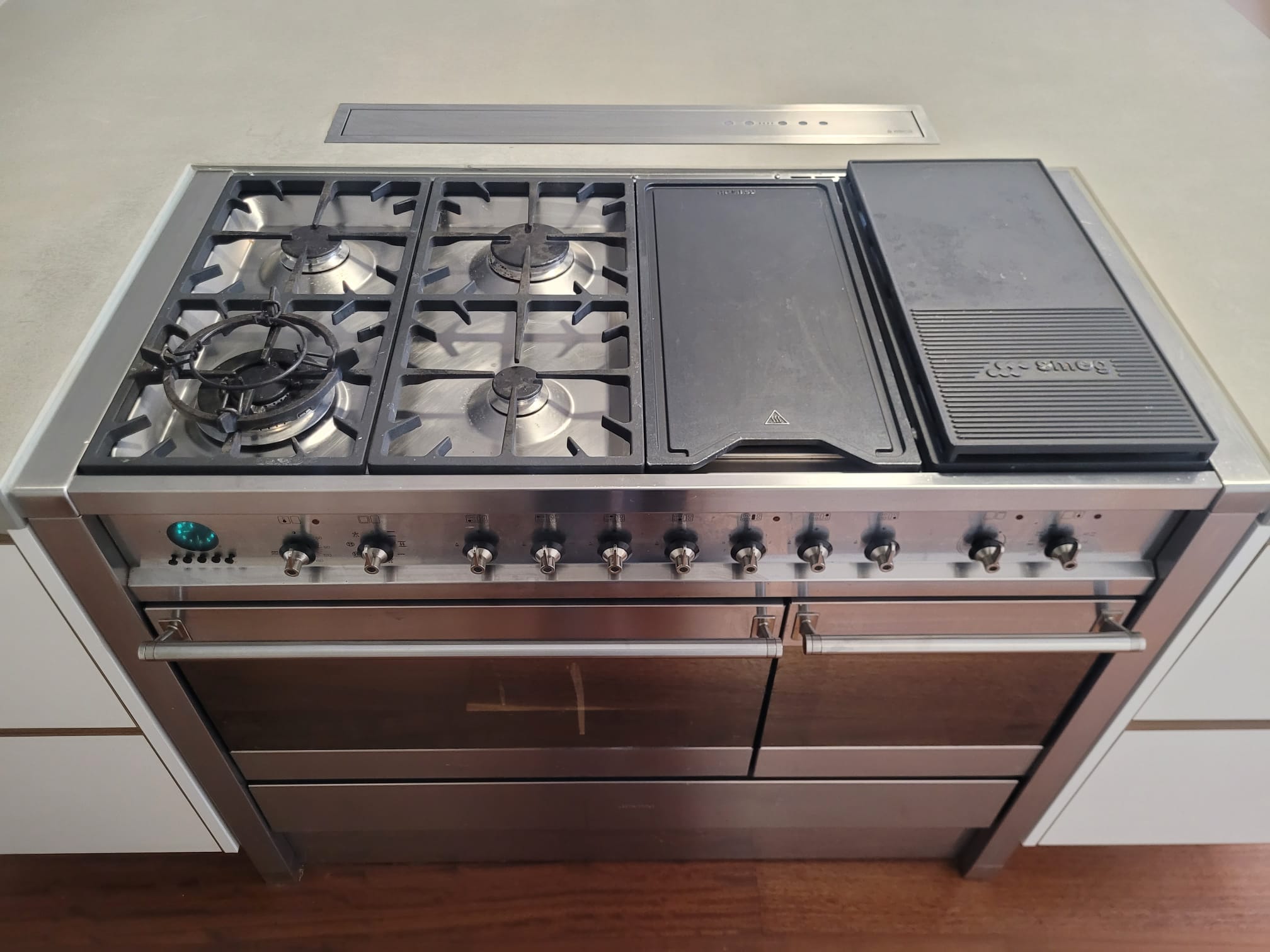 03625 - Witte eilandkeuken