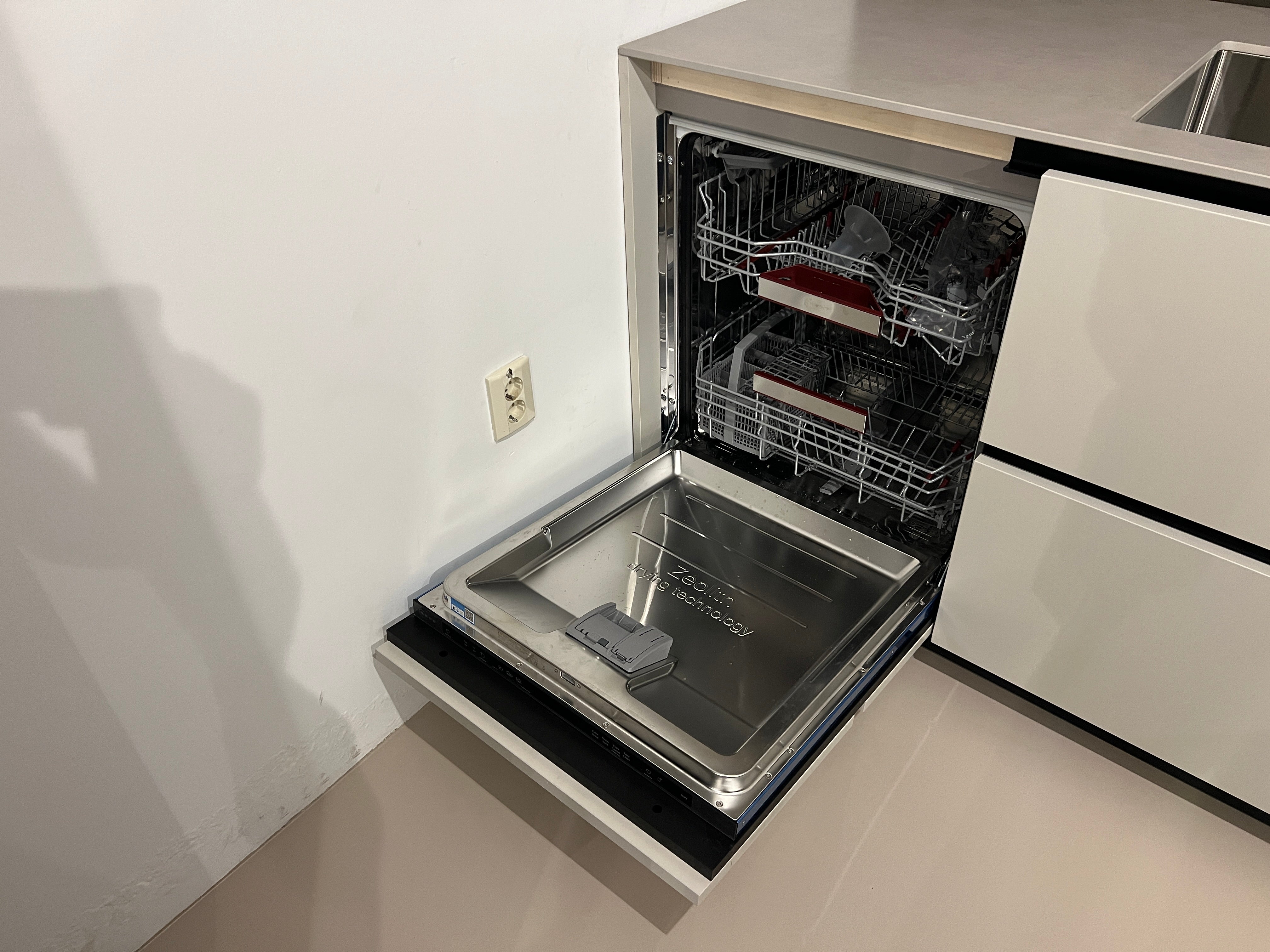 02485 - Strak rechte keuken