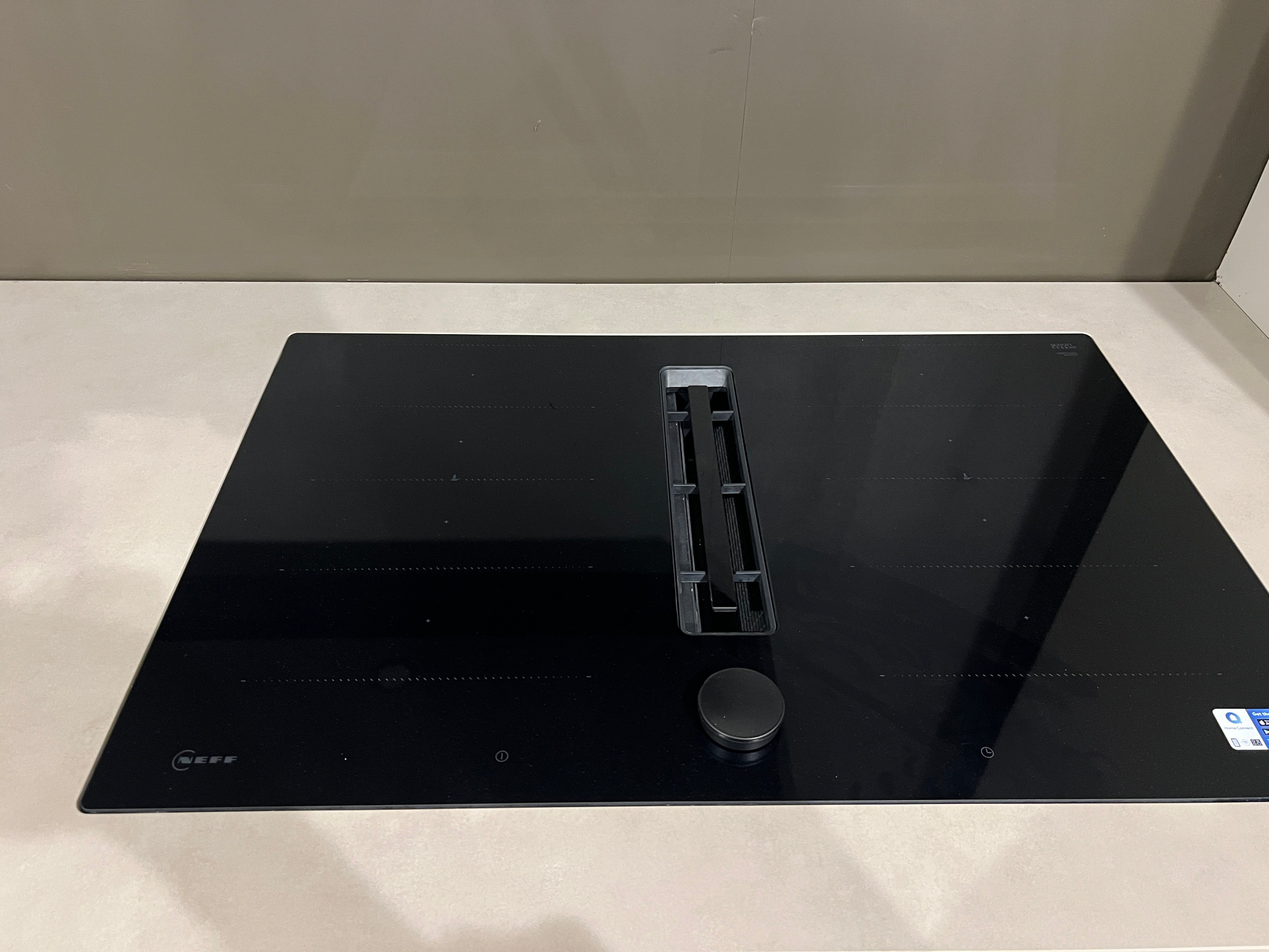 02485 - Strak rechte keuken