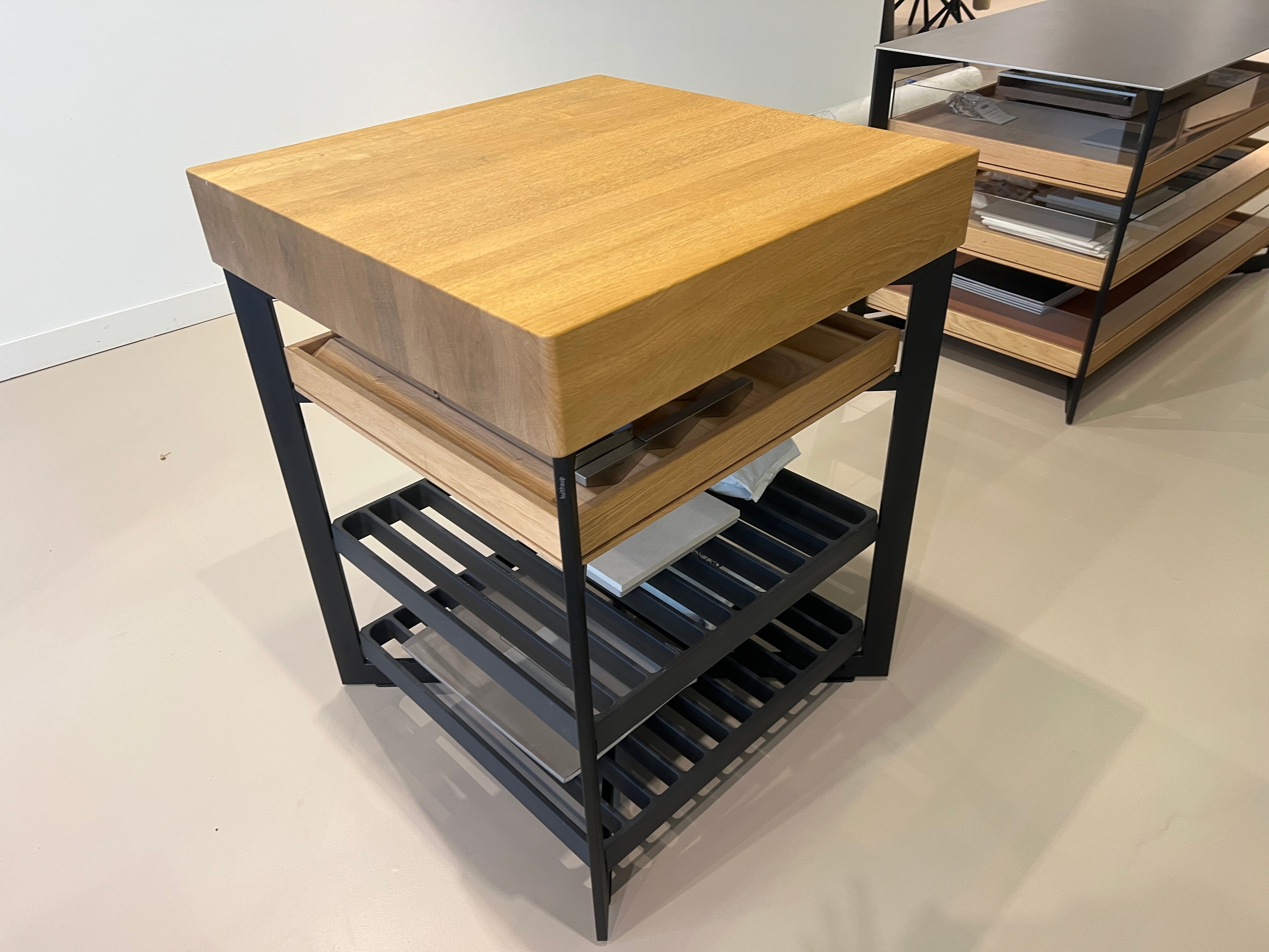 03901 - Bulthaup b Solitaire Oak