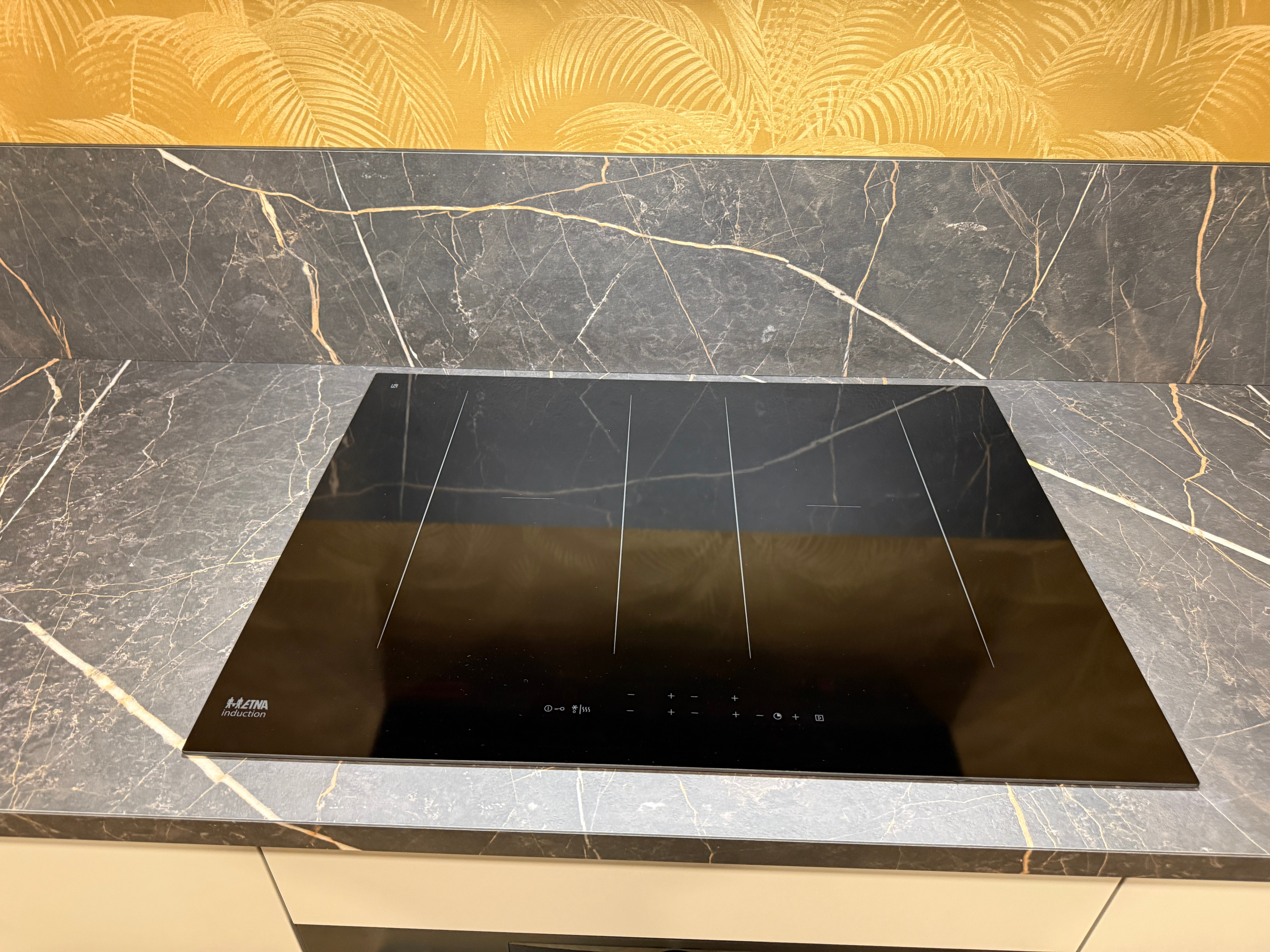 04015 - Eilandkeuken