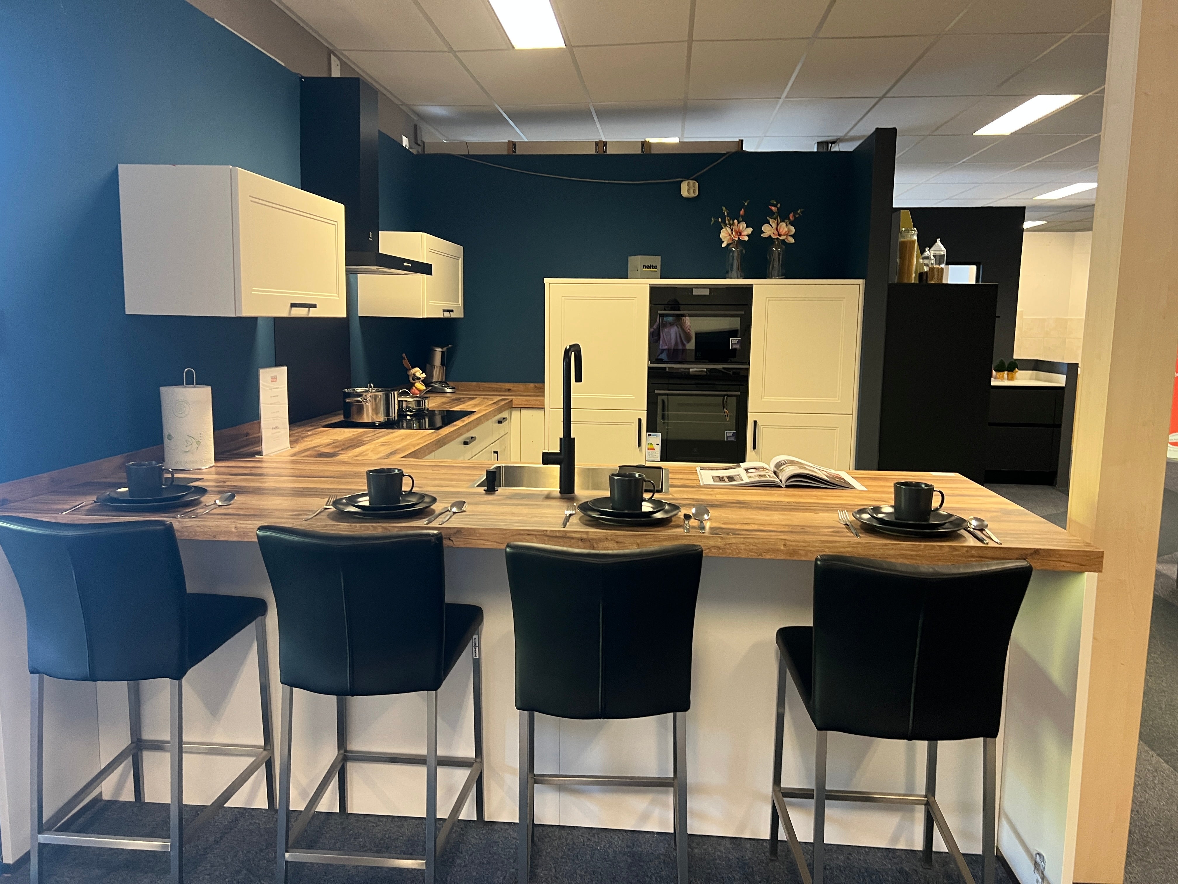 04605 - Landelijke schiereiland keuken