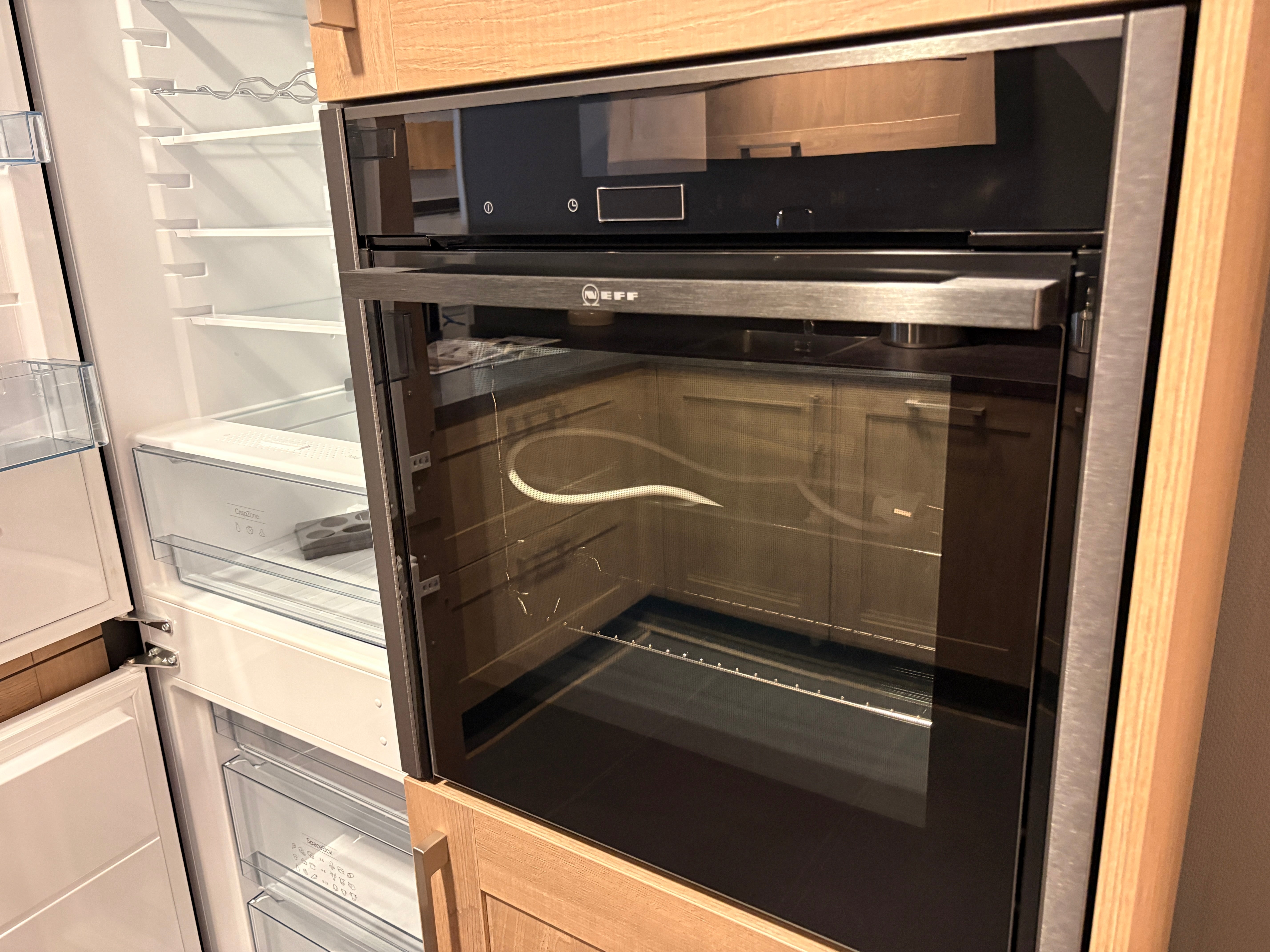 04649 - Houtlook schiereiland keuken