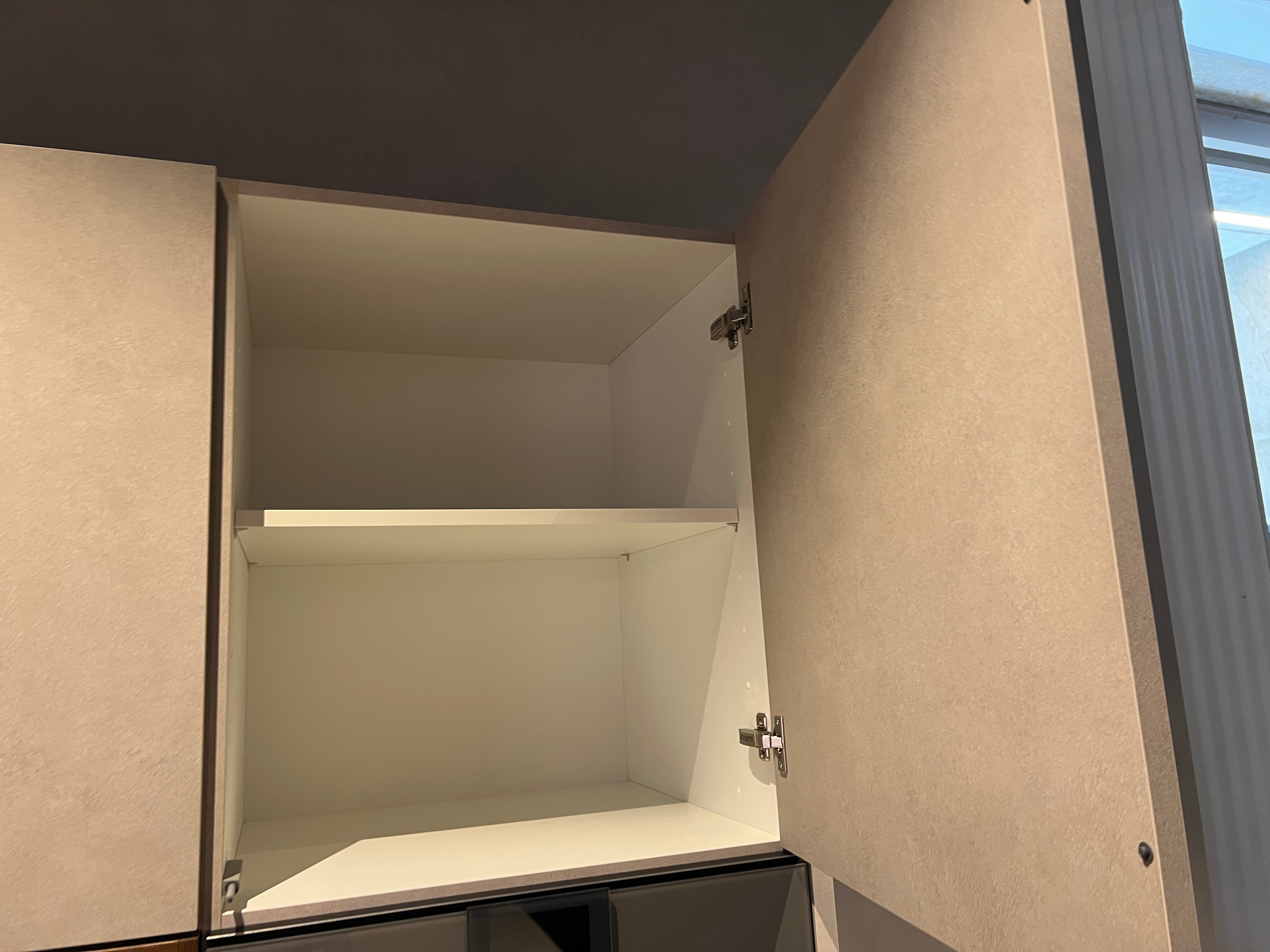 04731 - Luxe keuken met dubbel eiland