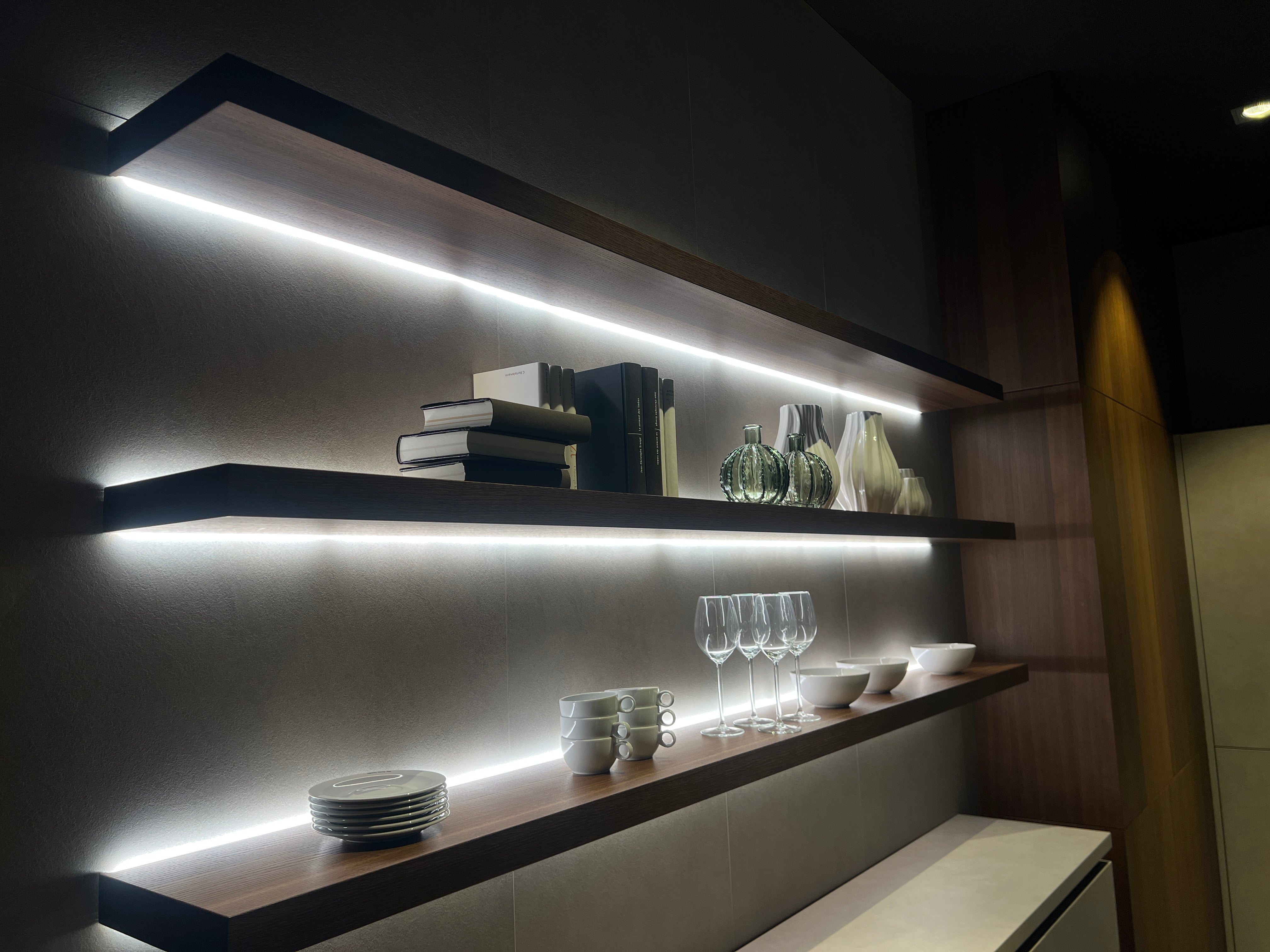 04731 - Luxe keuken met dubbel eiland