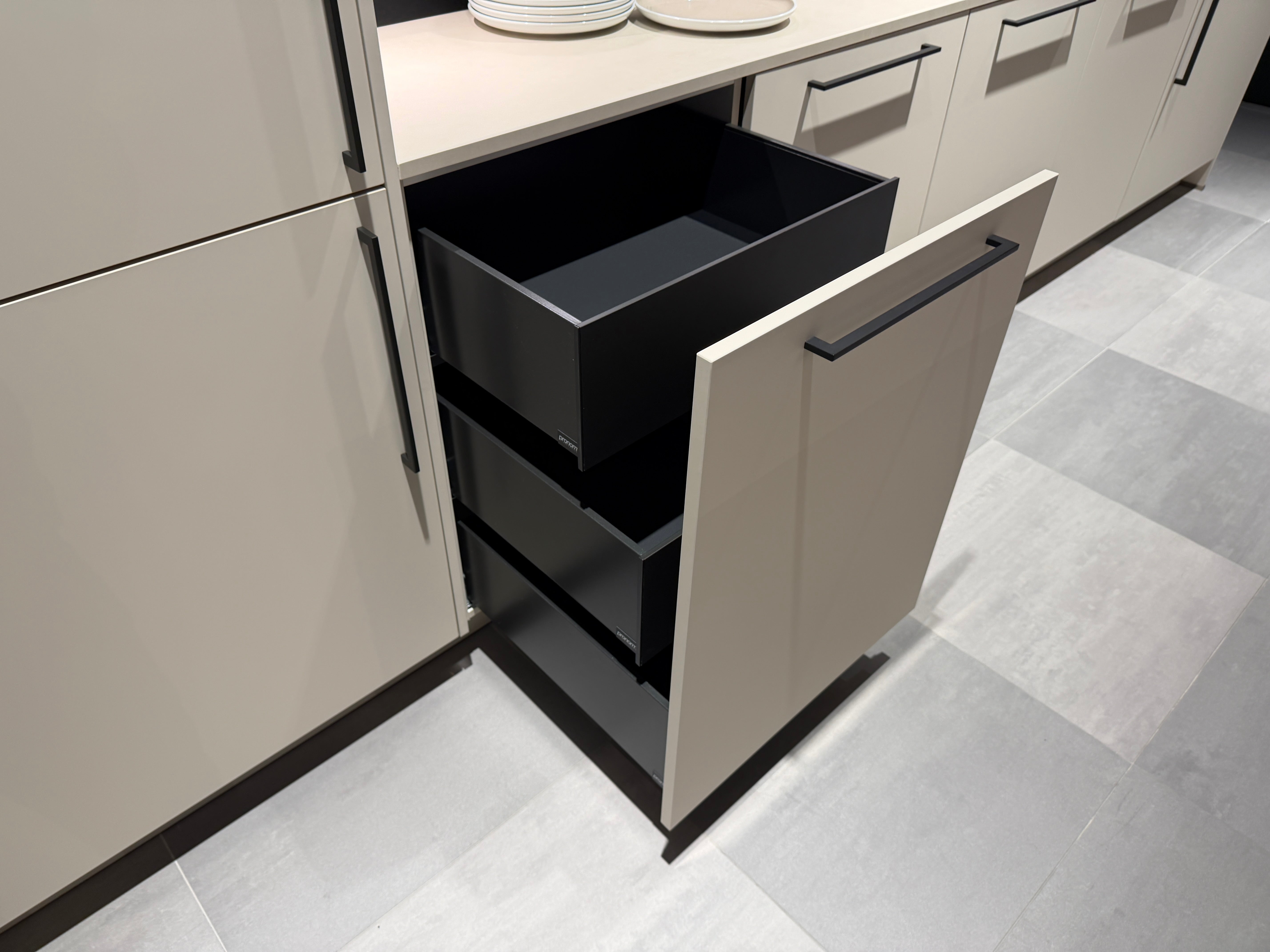 04727 - Luxe eiland met eetgedeelte