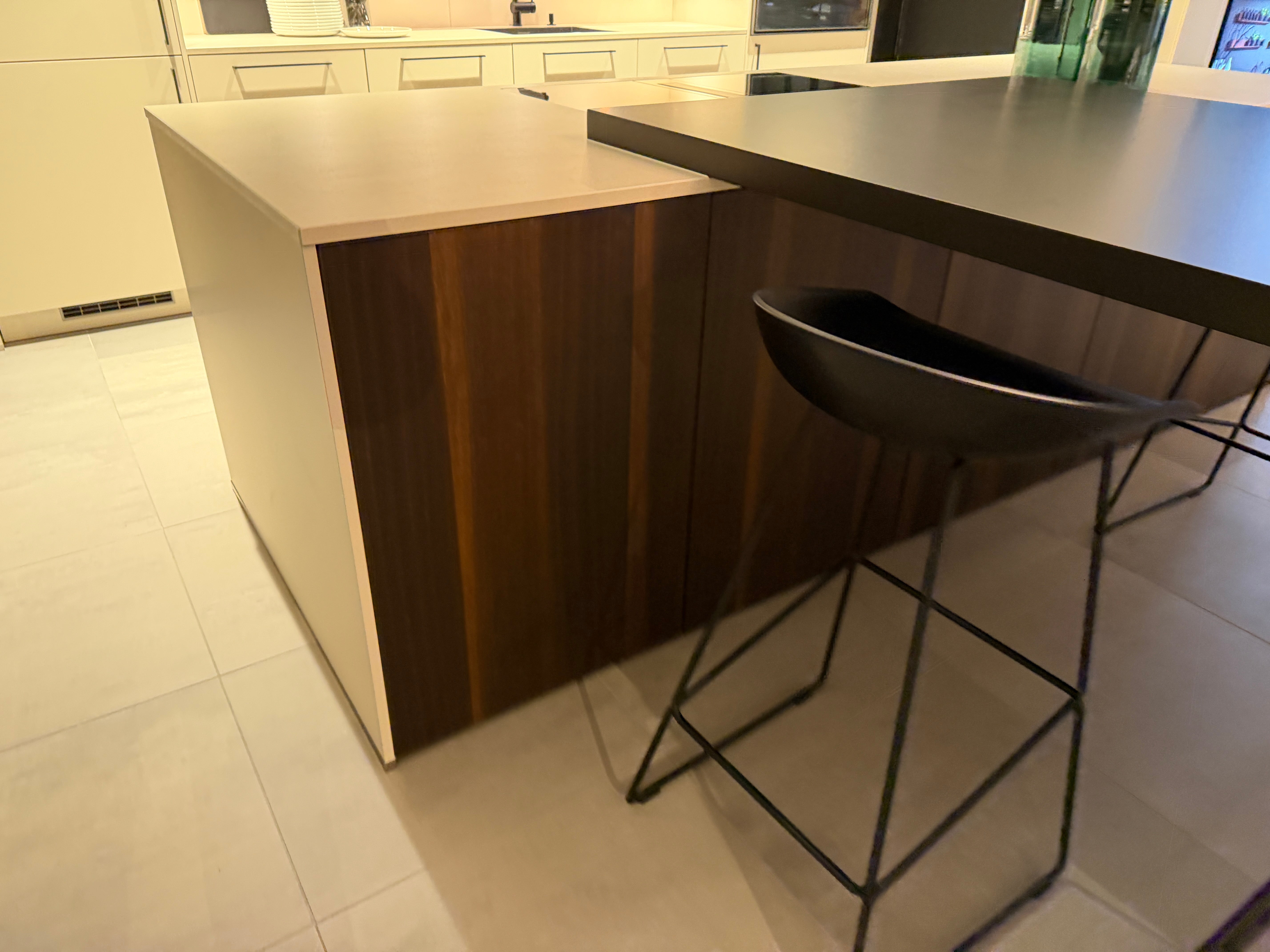 04727 - Luxe eiland met eetgedeelte