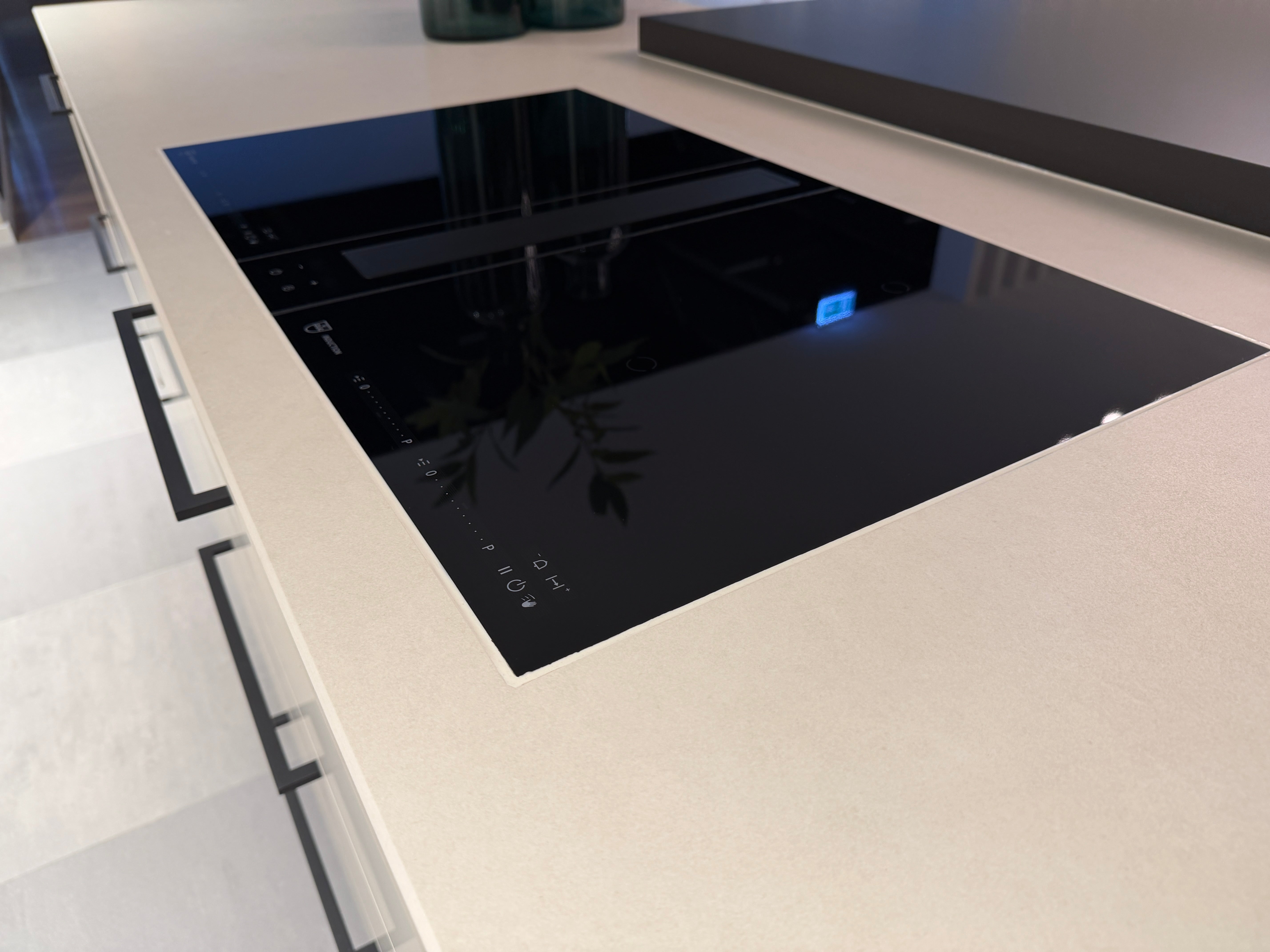 04727 - Luxe eiland met eetgedeelte