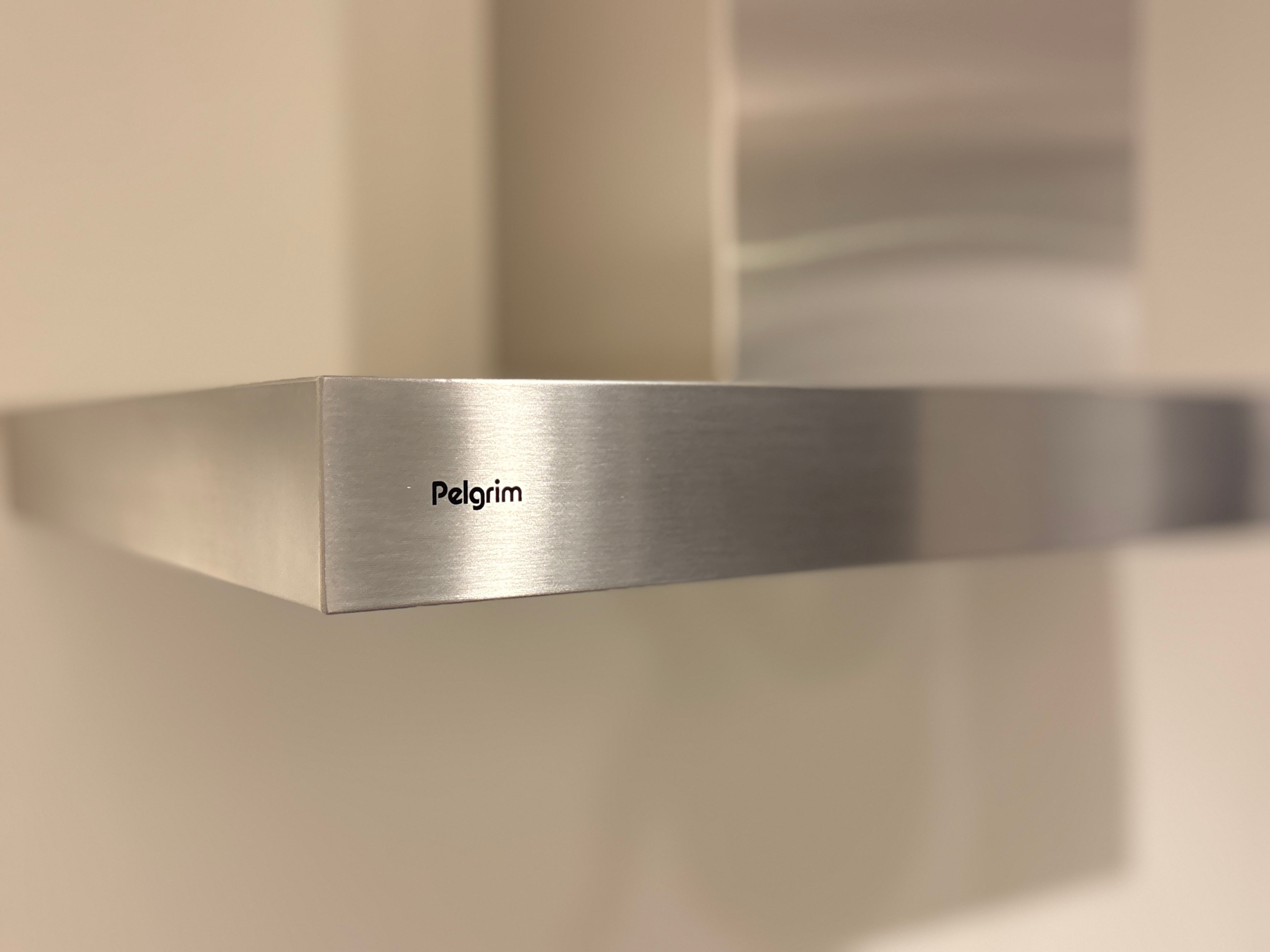 03973 - Moderne keuken met kastenwand