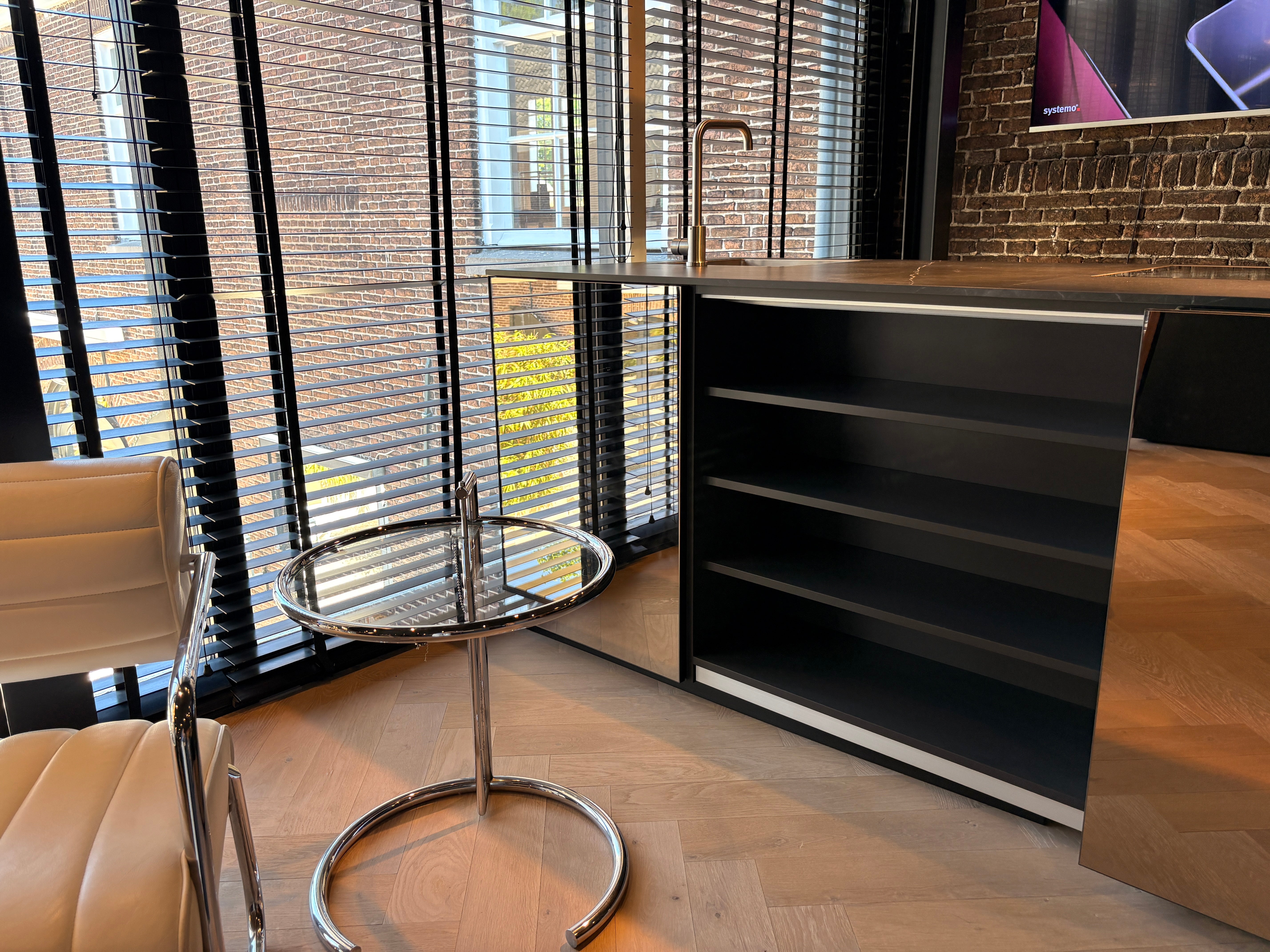 04849 - Next 125 spiegel keuken