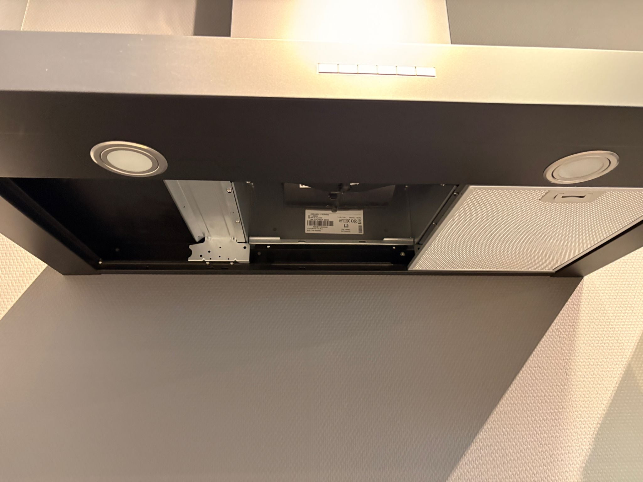 04649 - Houtlook schiereiland keuken