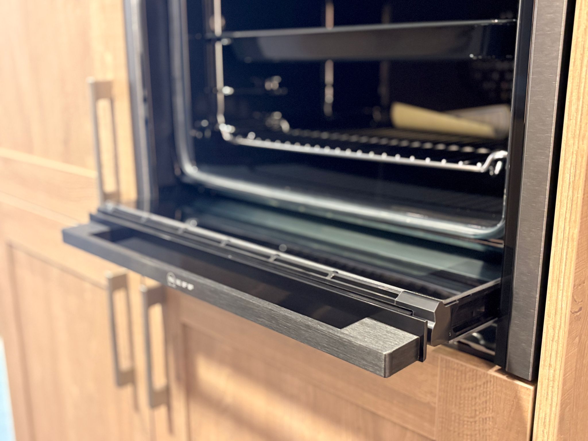 04649 - Houtlook schiereiland keuken