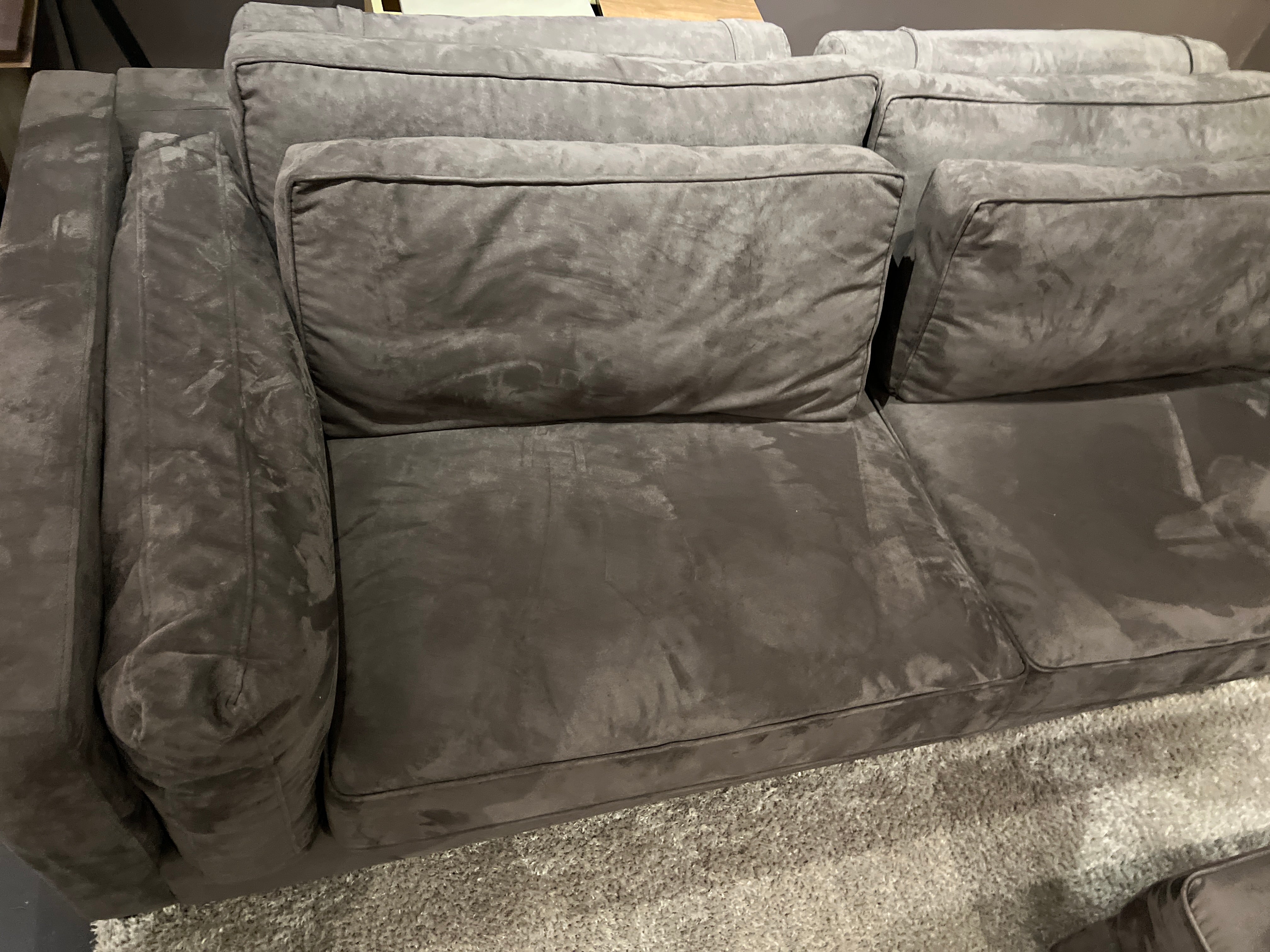 04967 - Luxe velvet bank met hocker in taupe/antraciet