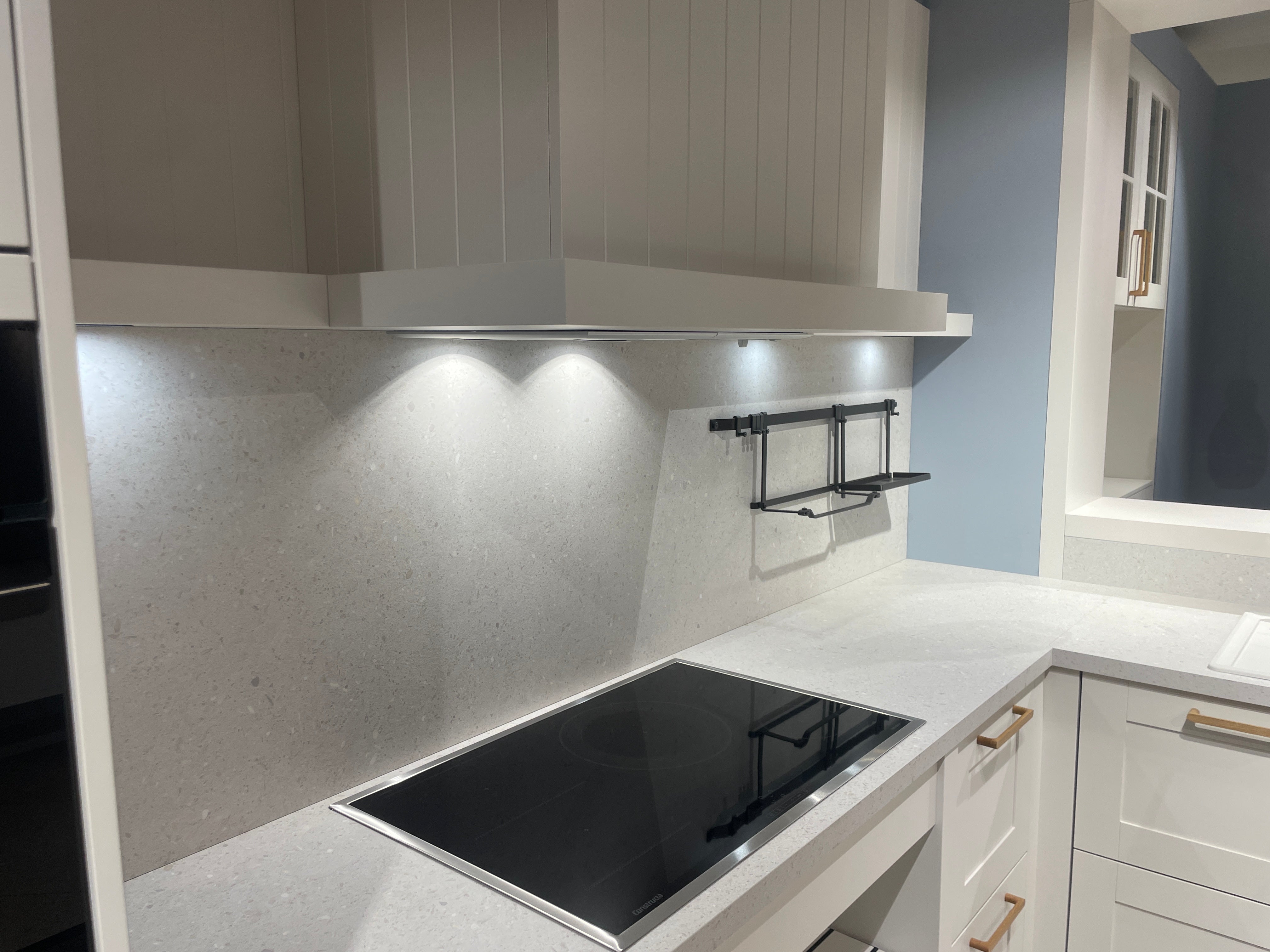 05101 - Schüller Landelijke U-Keuken